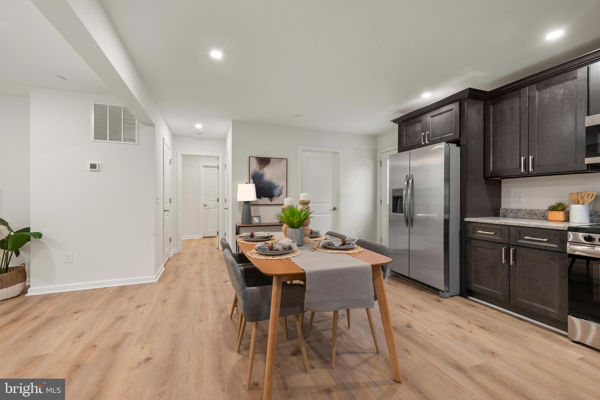 ROSEMONT - Residential