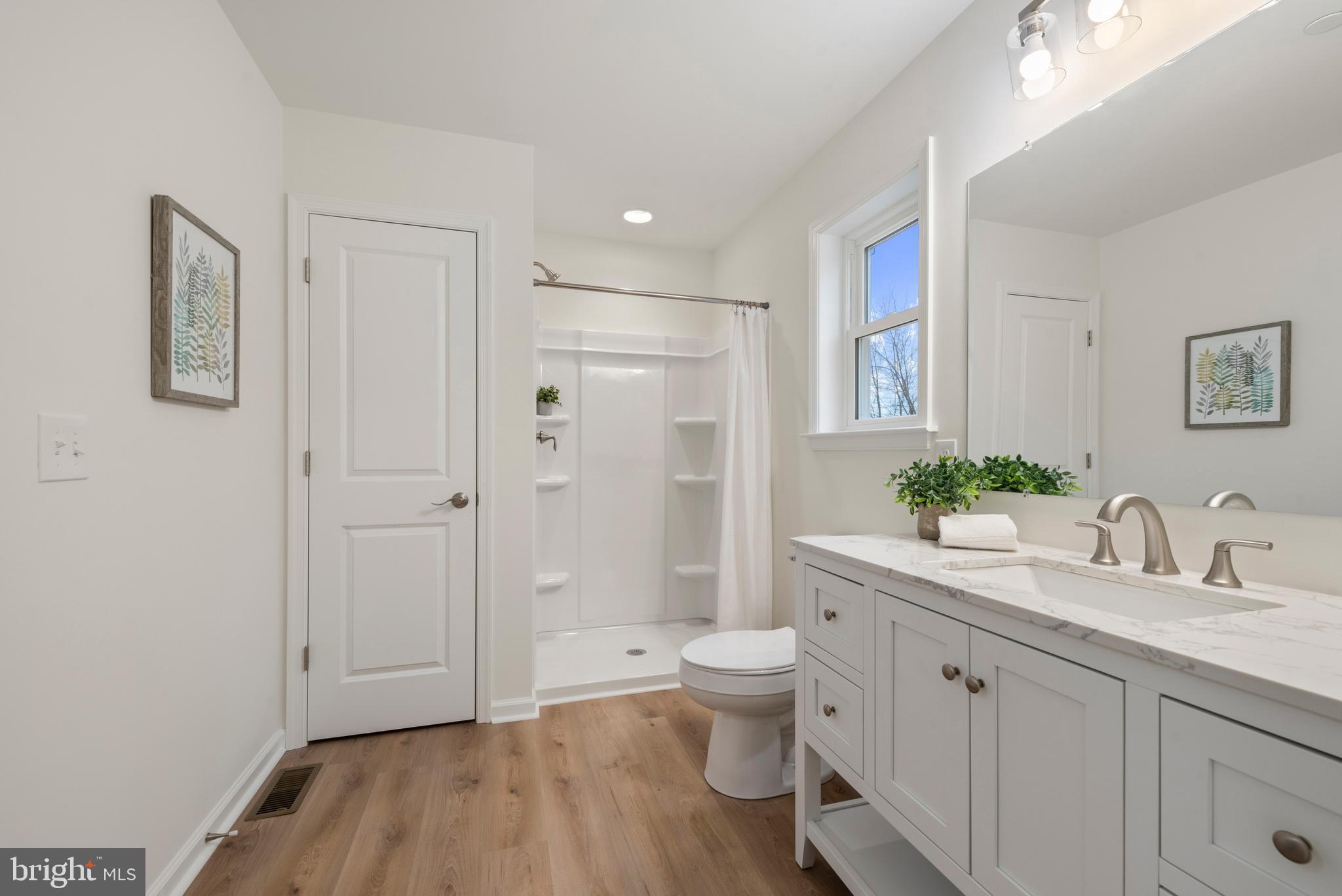 ROSEMONT - Residential