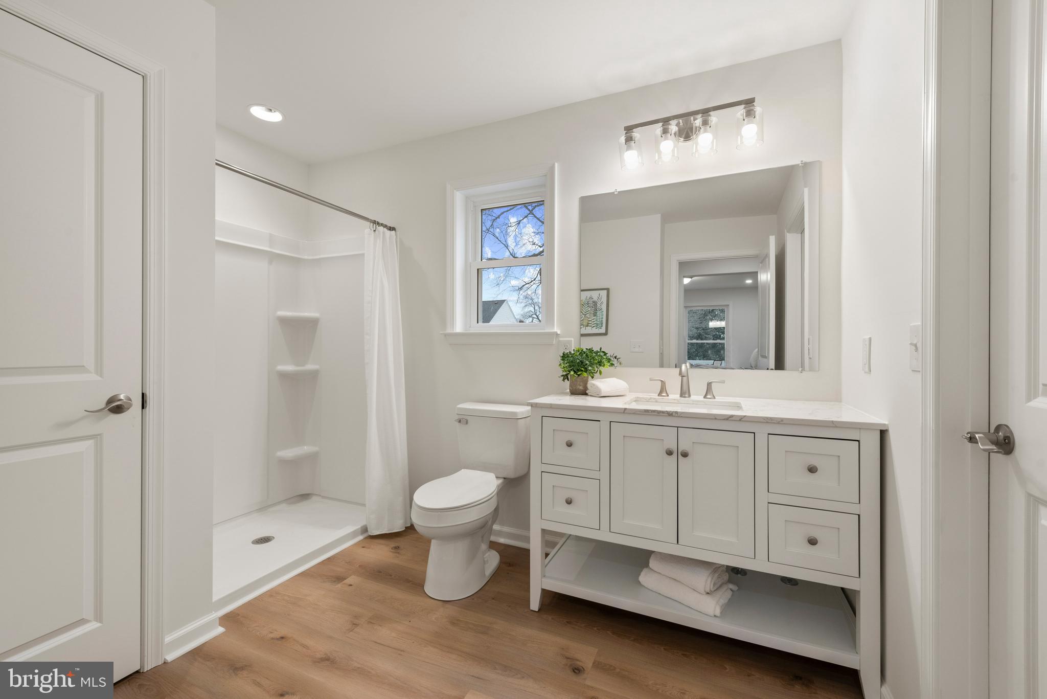 ROSEMONT - Residential