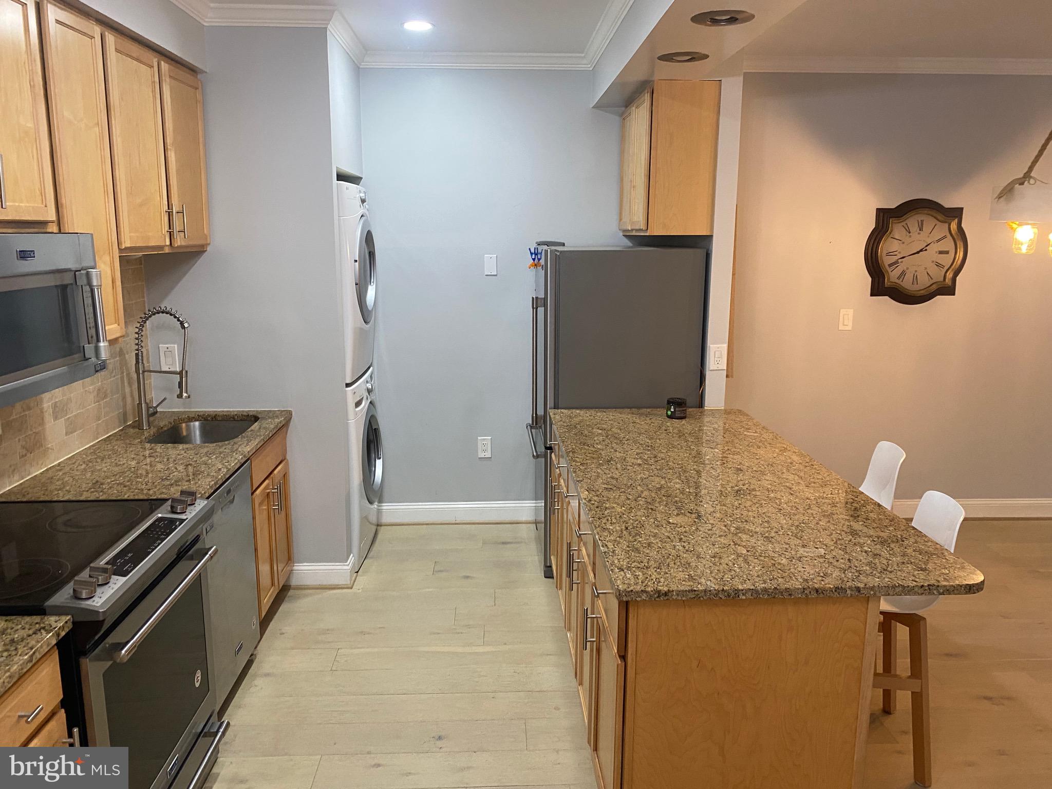 BELLA VISTA CONDOMINIUM - Residential Lease