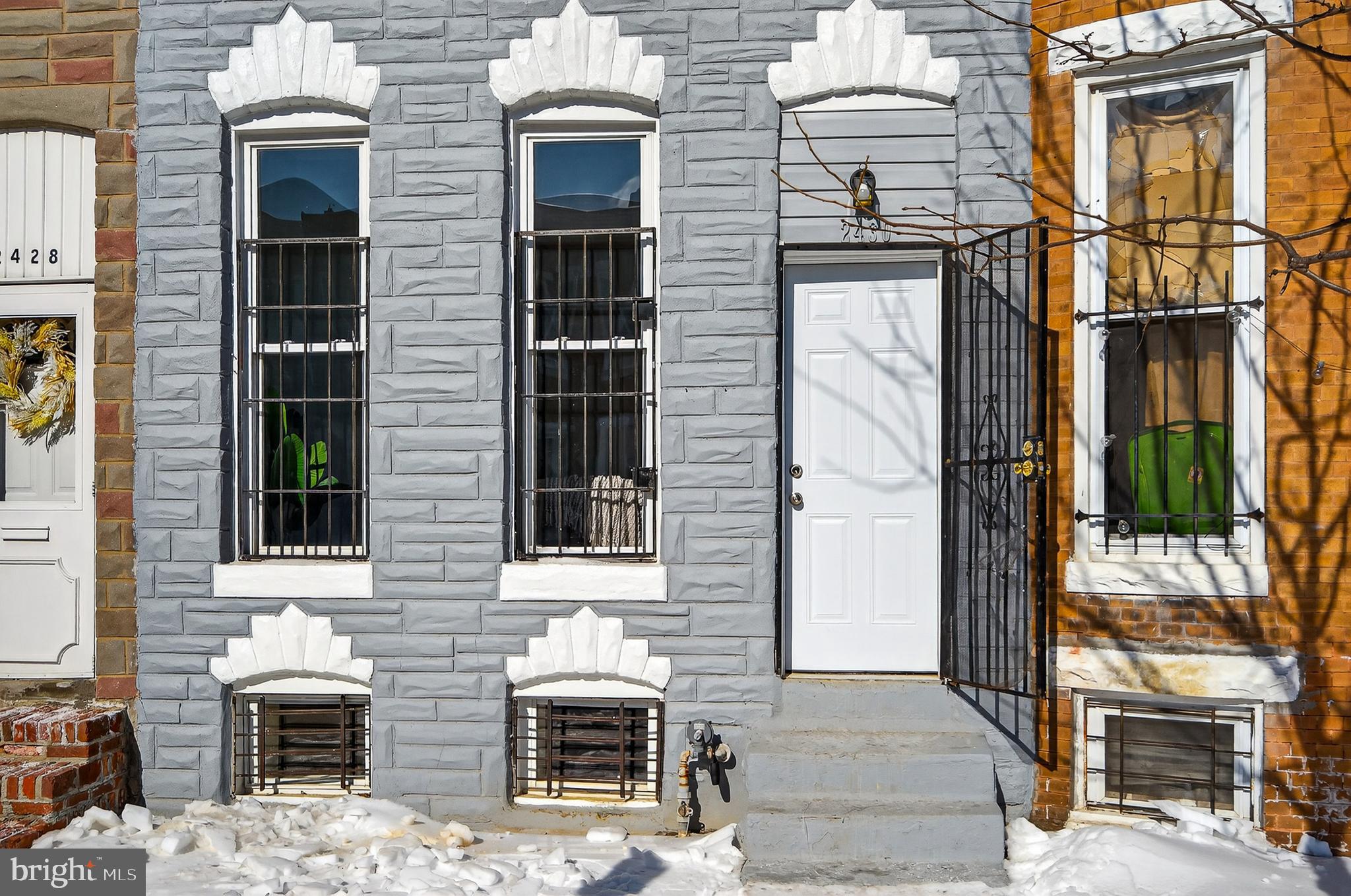 BROADWAY EAST - Residential