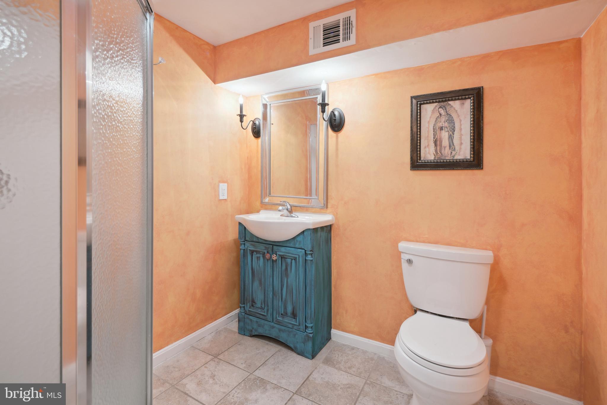 WOODHAVEN - Residential Lease