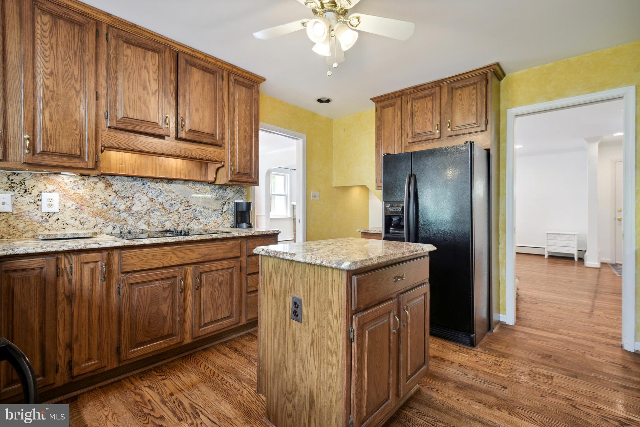 WOODHAVEN - Residential Lease