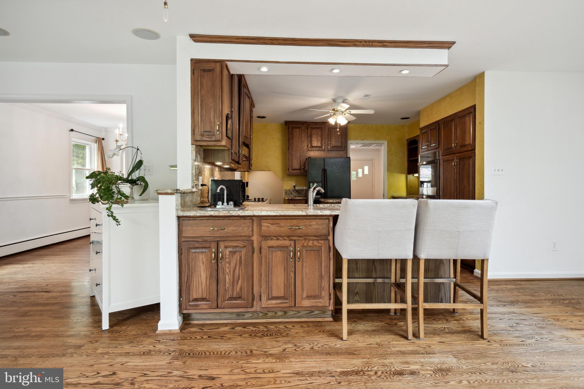 WOODHAVEN - Residential Lease