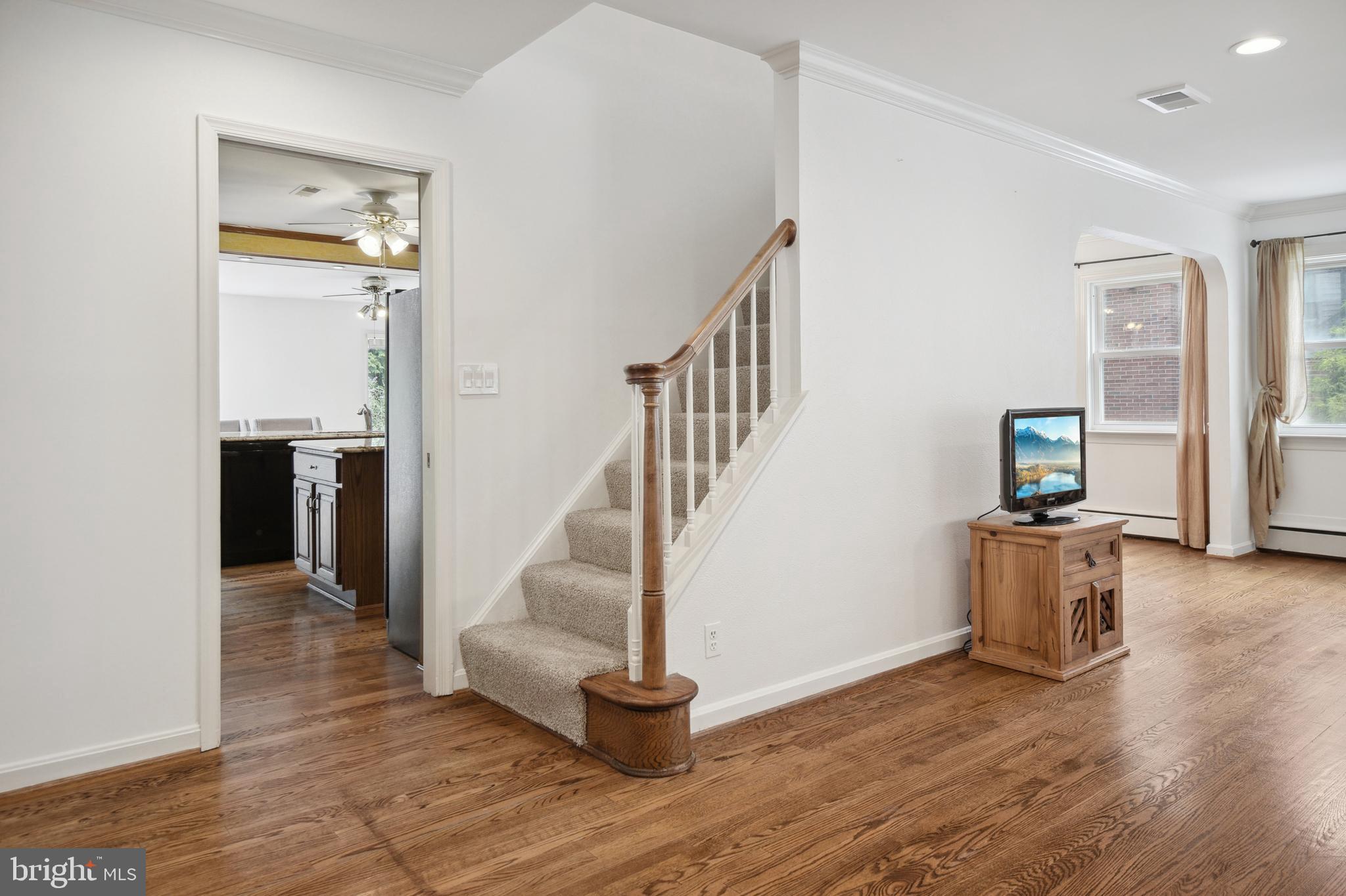 WOODHAVEN - Residential Lease