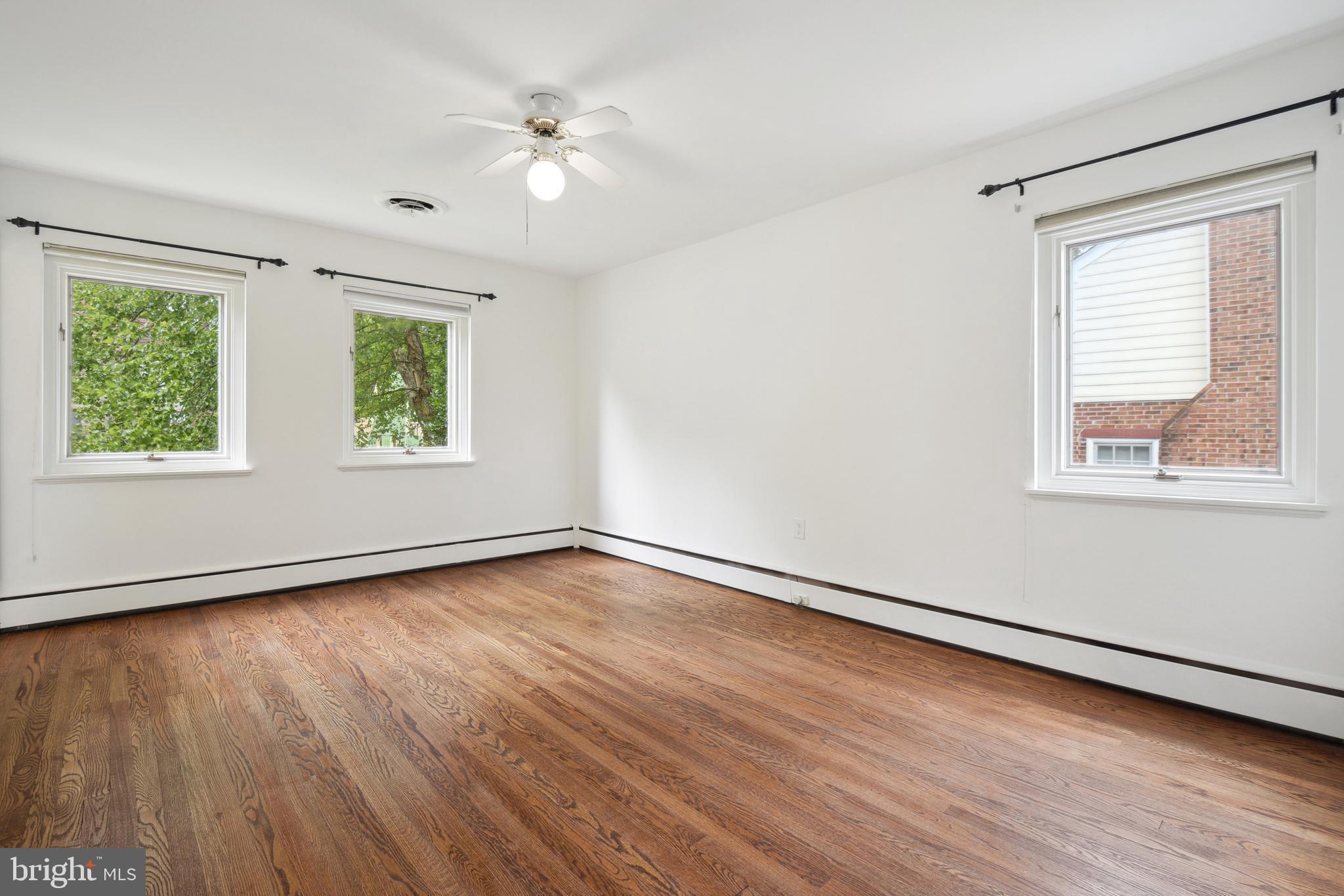 WOODHAVEN - Residential Lease