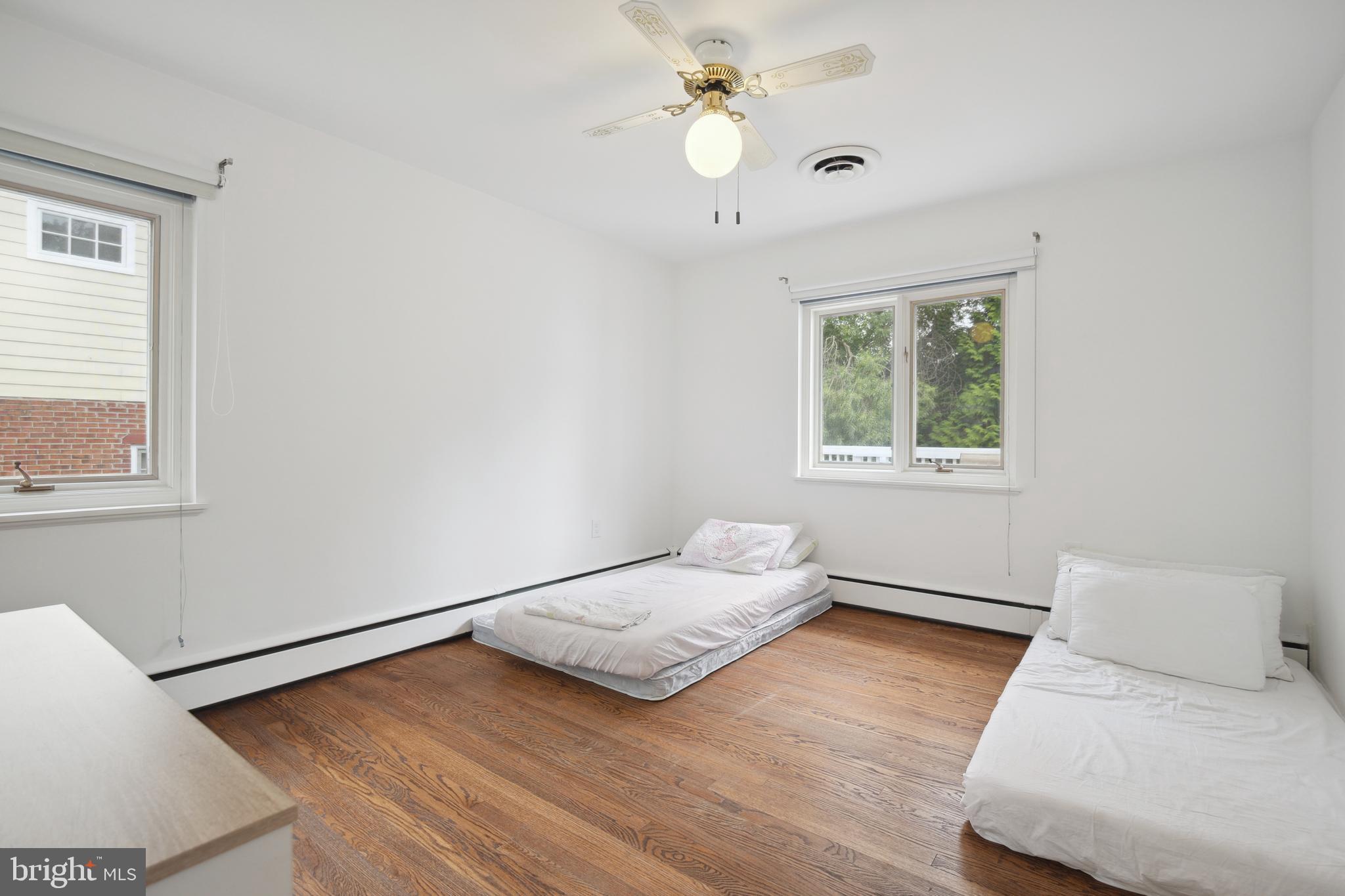 WOODHAVEN - Residential Lease