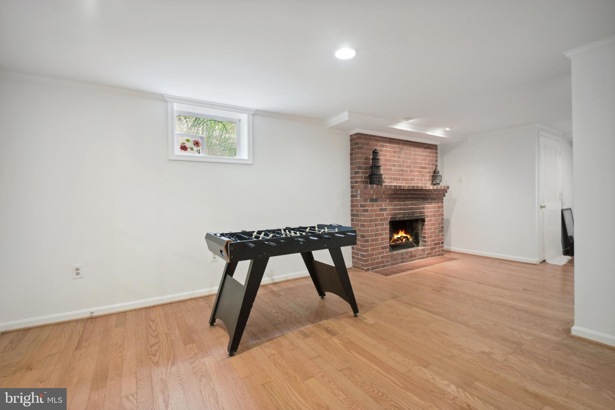 WOODHAVEN - Residential Lease