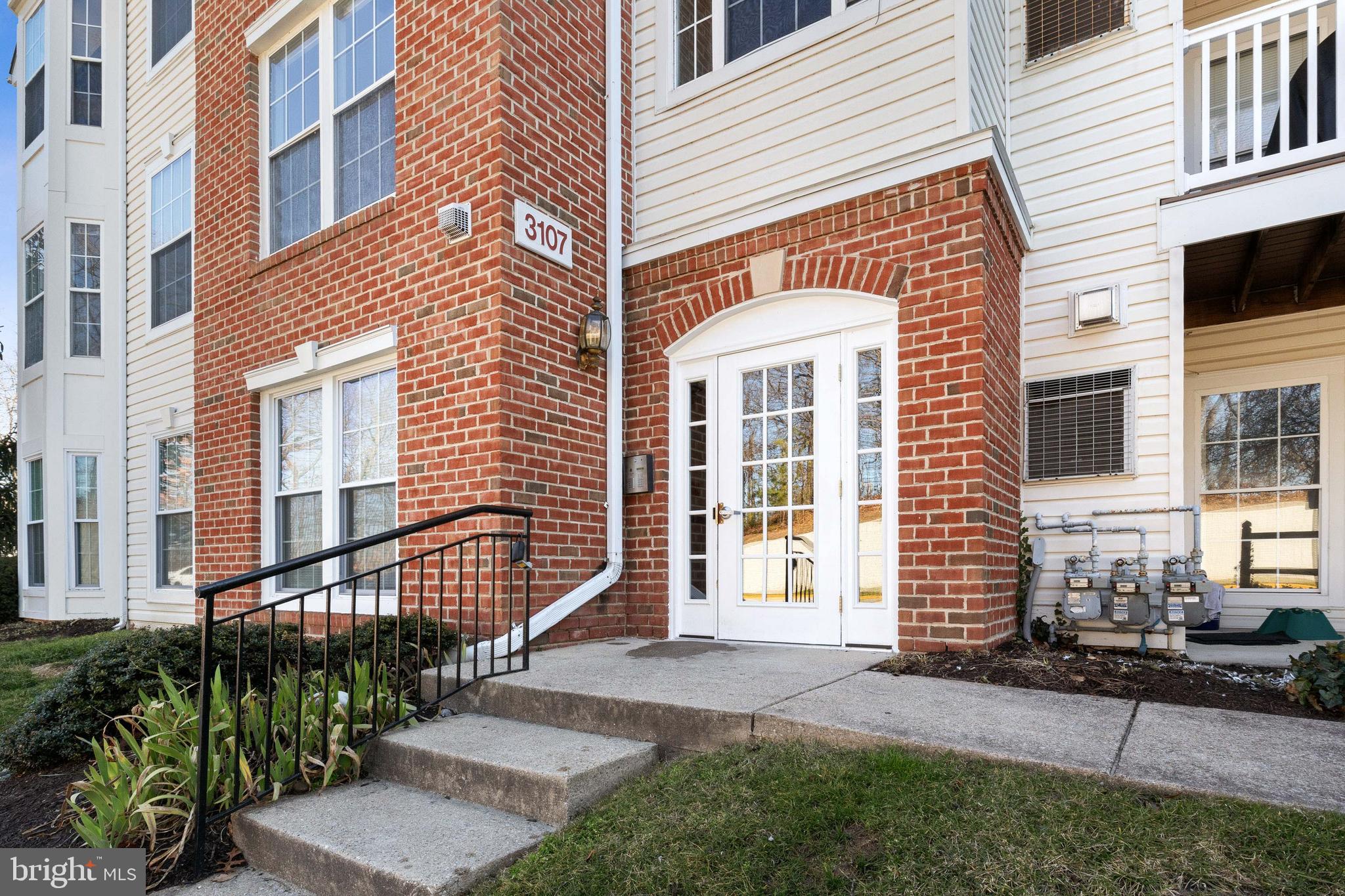 RUSSETT - Residential