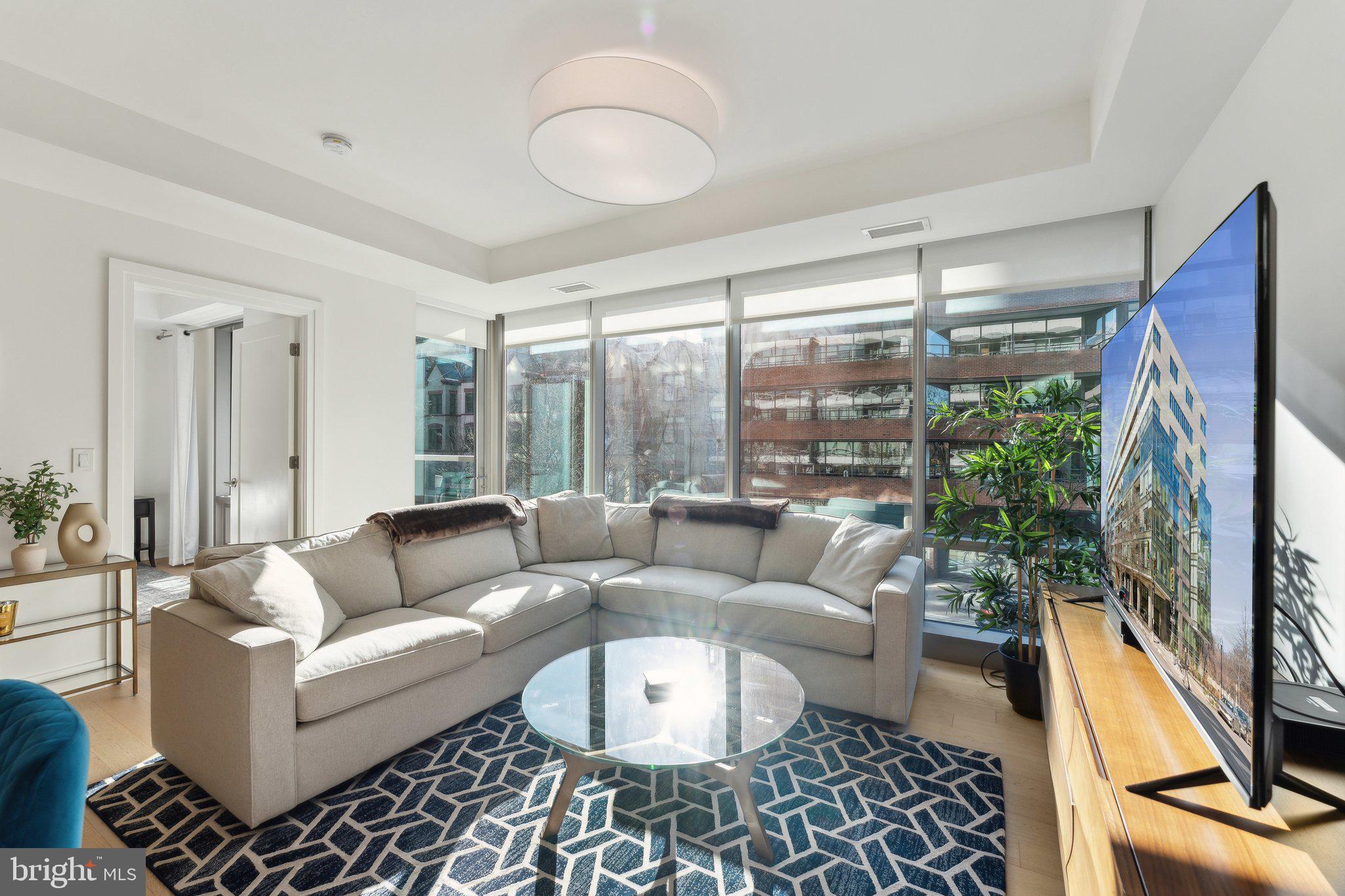 2501 M STREET NW 207