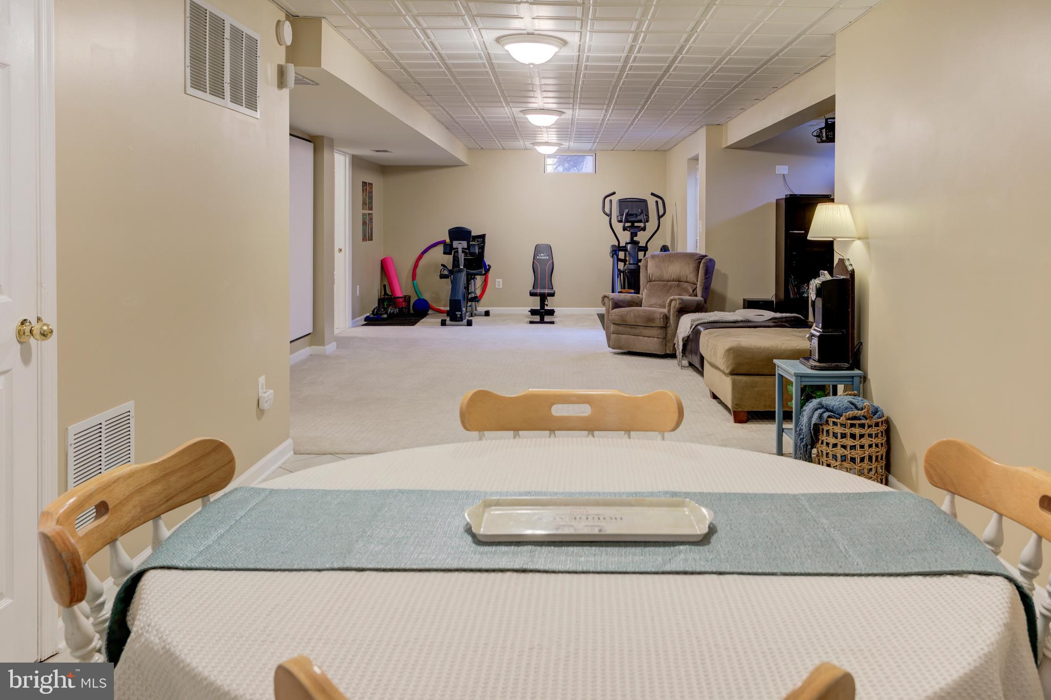 SAYBROOKE - Residential