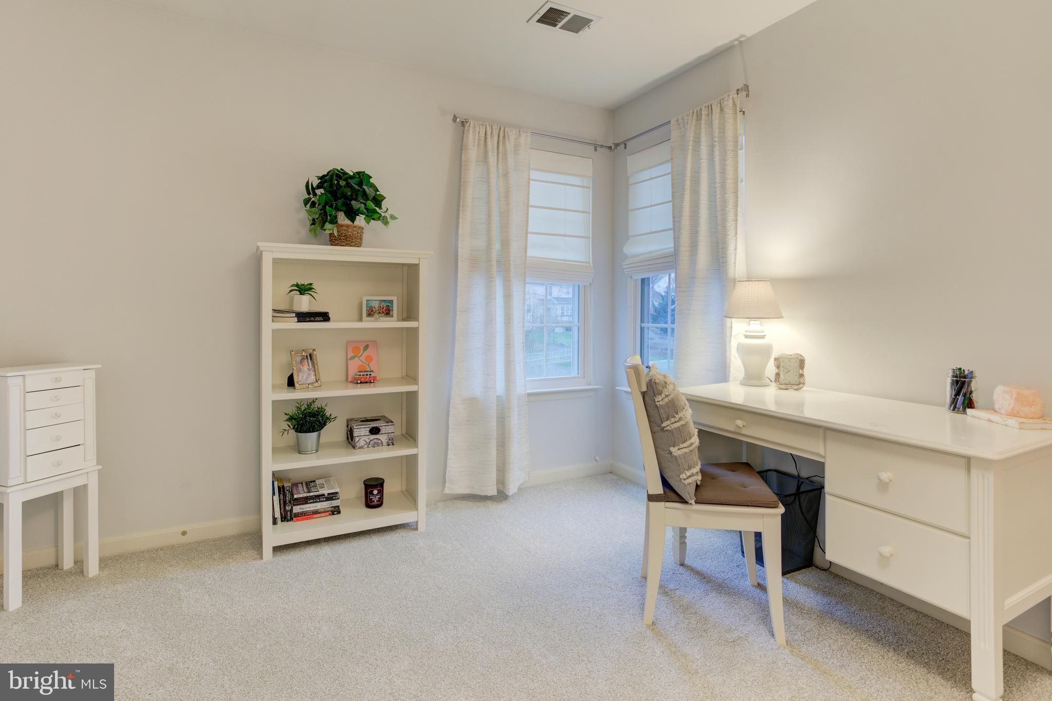 SAYBROOKE - Residential