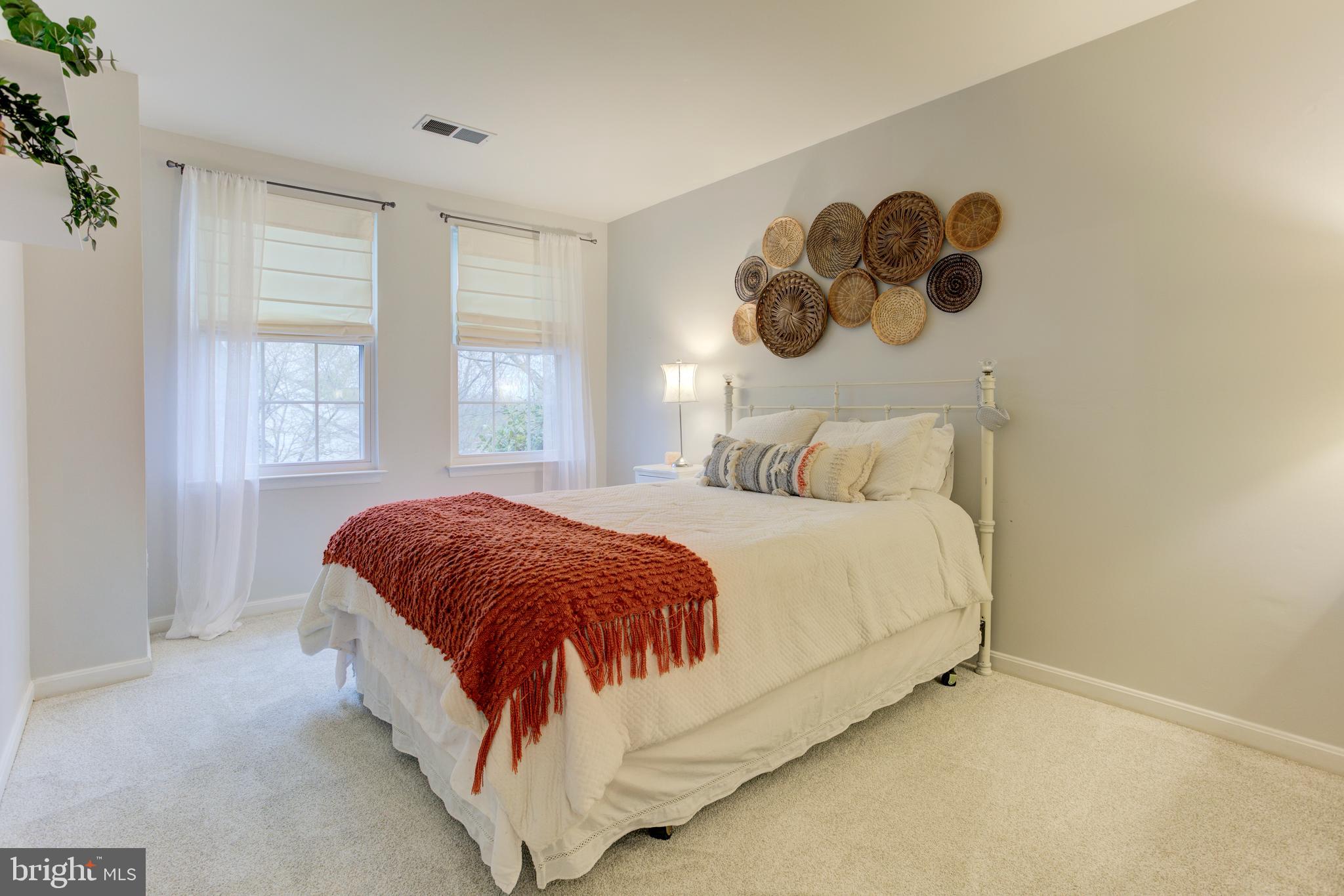 SAYBROOKE - Residential