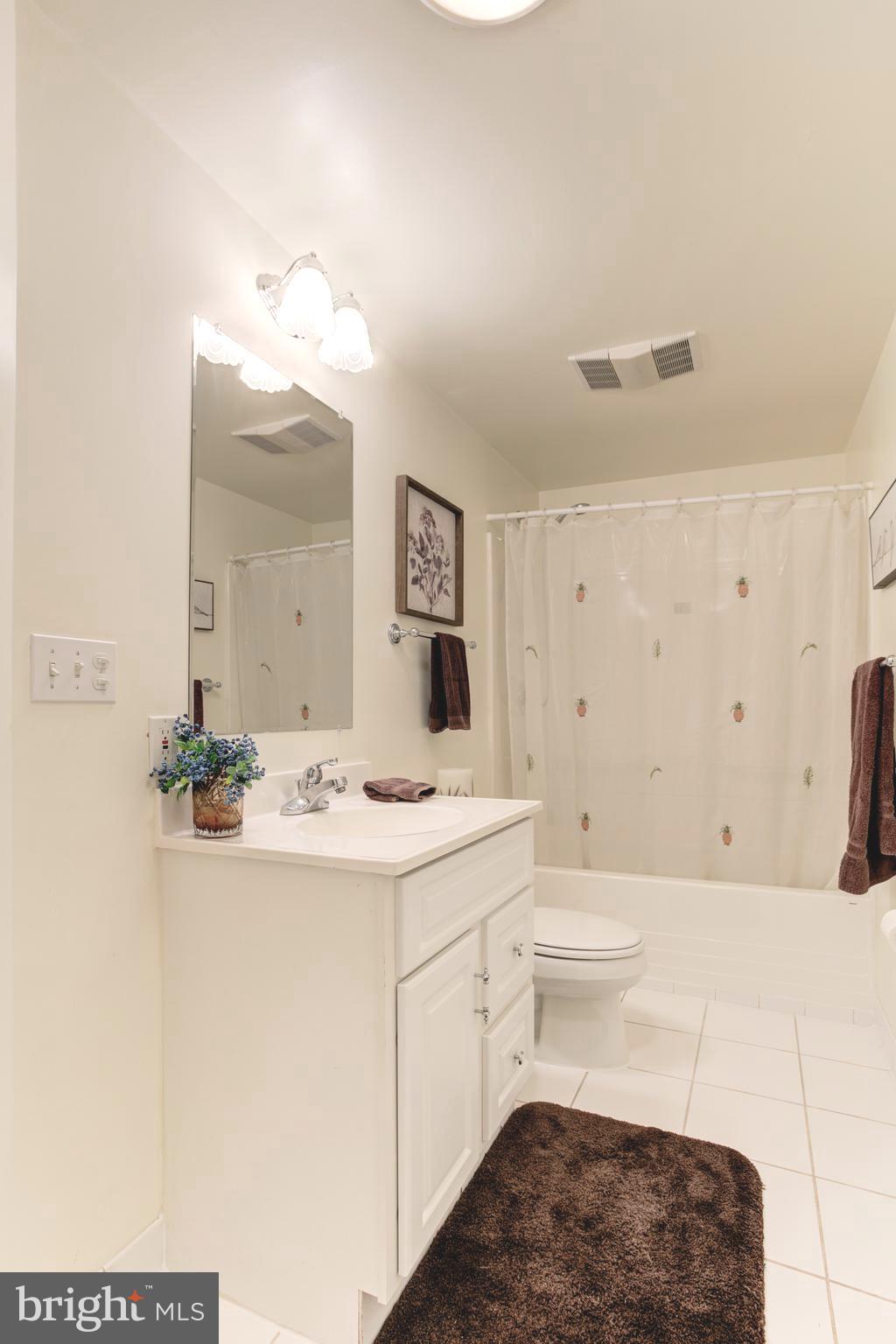 SAYBROOKE - Residential