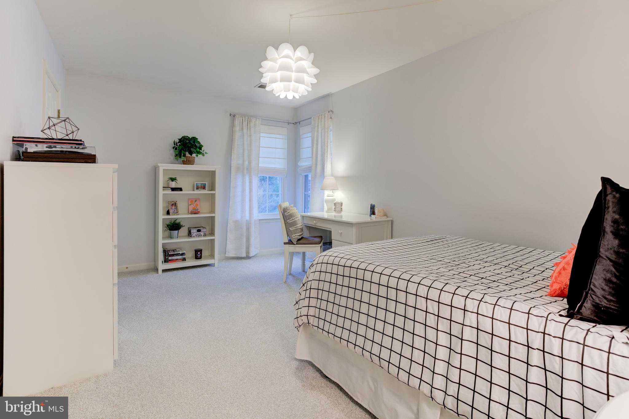 SAYBROOKE - Residential