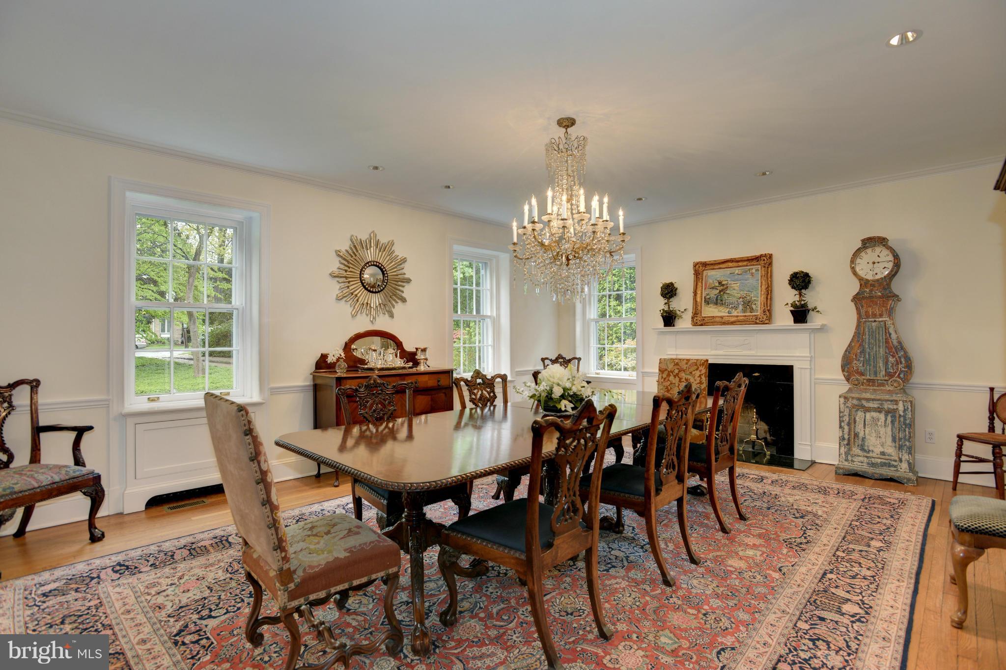 FOREST HILLS - Residential