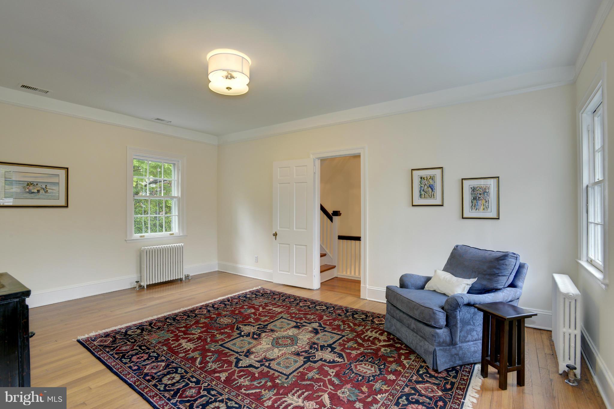FOREST HILLS - Residential