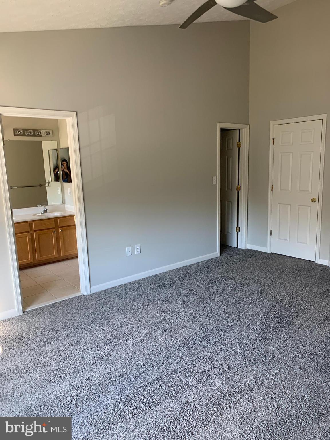 RIVERSIDE SOUTH - Residential Lease