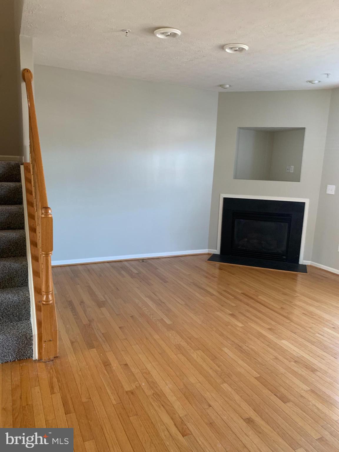 RIVERSIDE SOUTH - Residential Lease