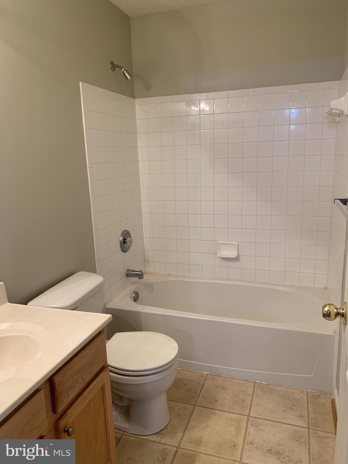 RIVERSIDE SOUTH - Residential Lease