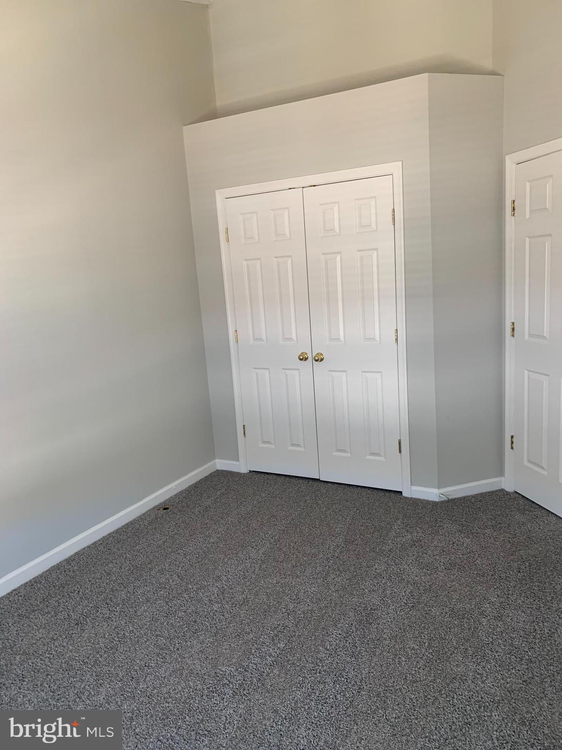 RIVERSIDE SOUTH - Residential Lease