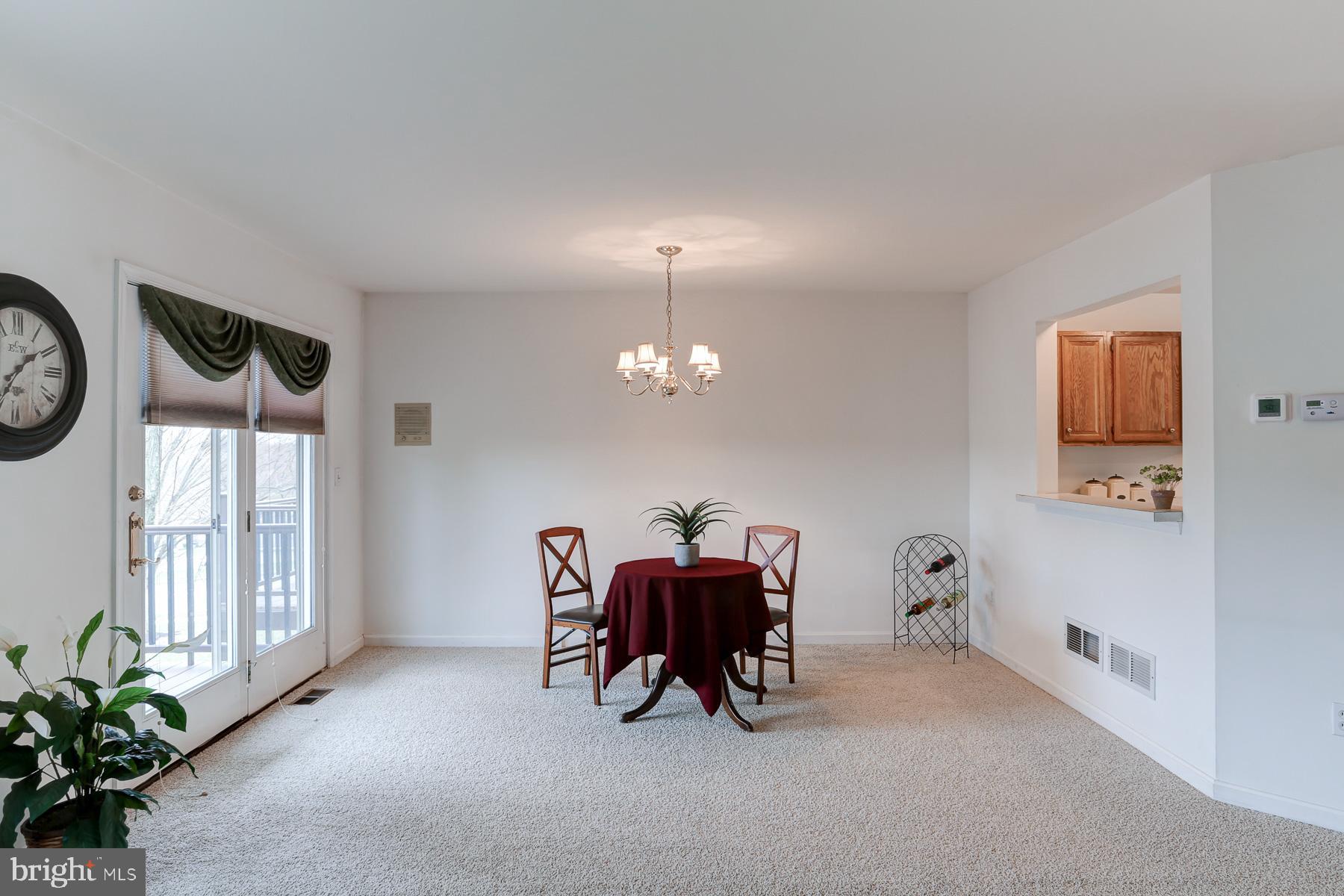 HIDDEN LAKE - Residential