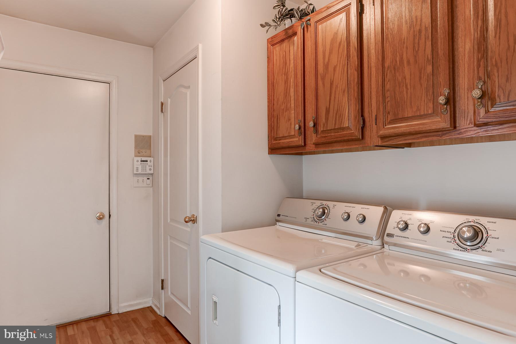 HIDDEN LAKE - Residential