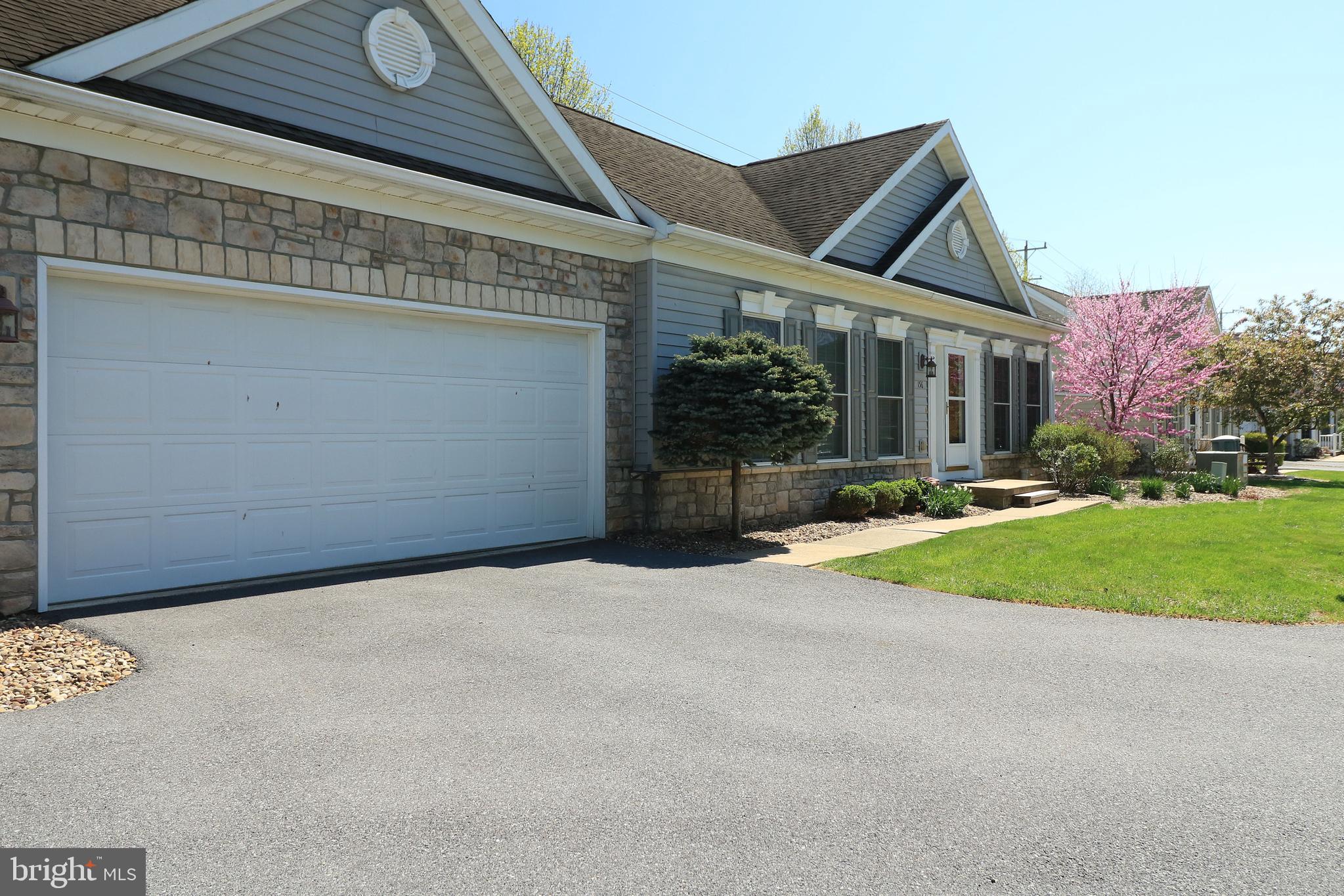 THE SUMMIT AT SHILOH - Residential