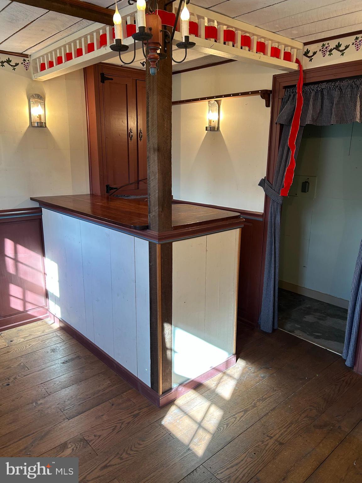 NONE, RURAL - Residential