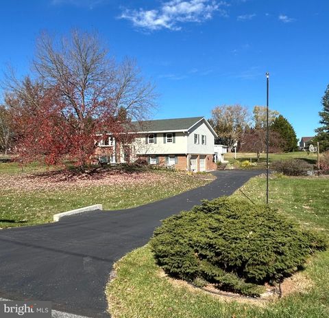 Homes For Sale - 95 Table Rock Road<br/> GETTYSBURG, PA 17325