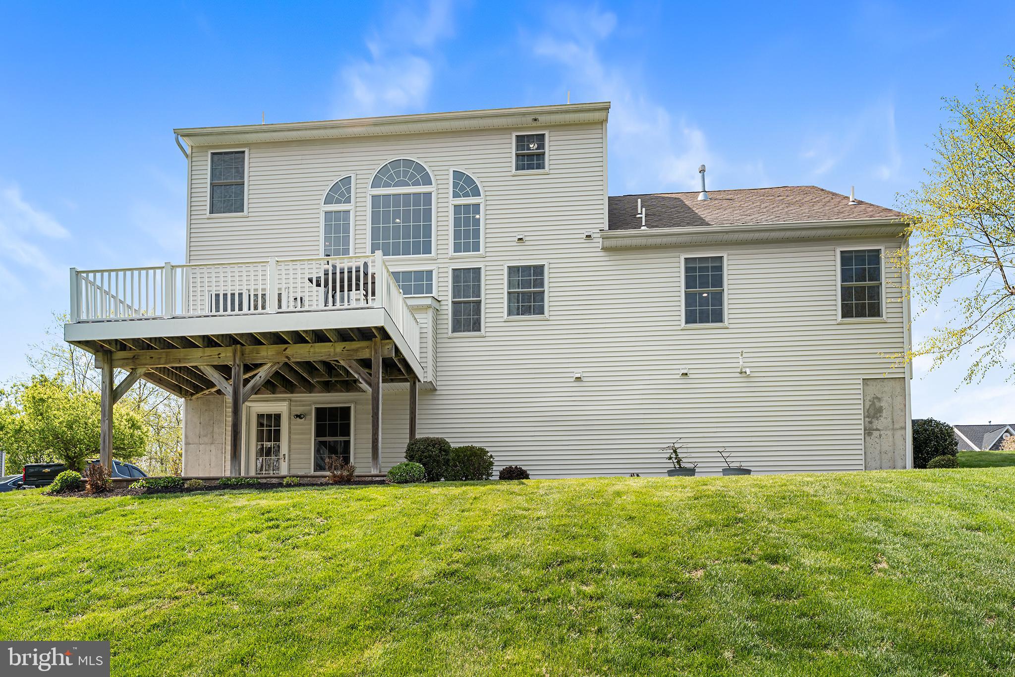 BELLA VISTA - Residential