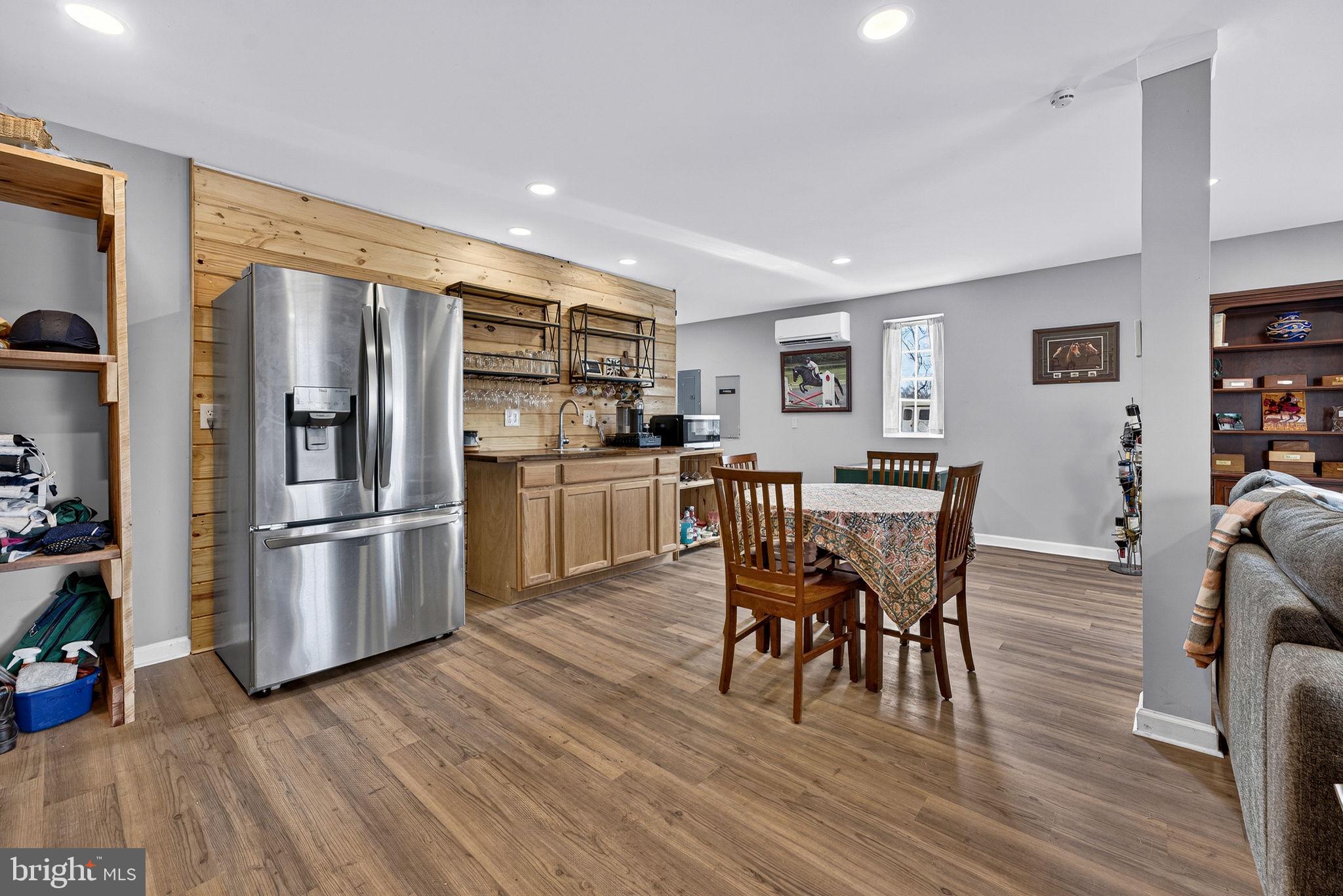 HAZEL RIDGE - Residential