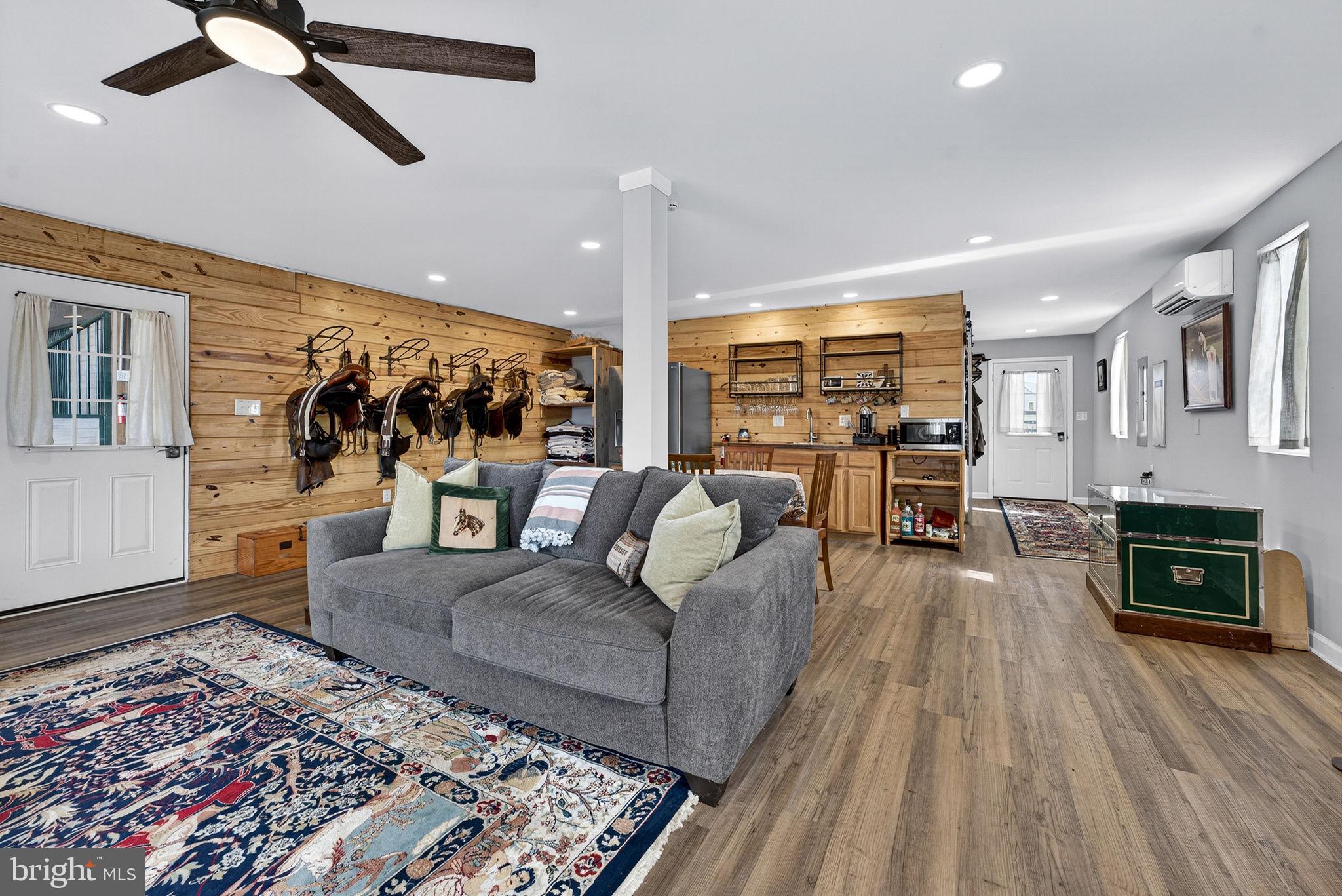 HAZEL RIDGE - Residential