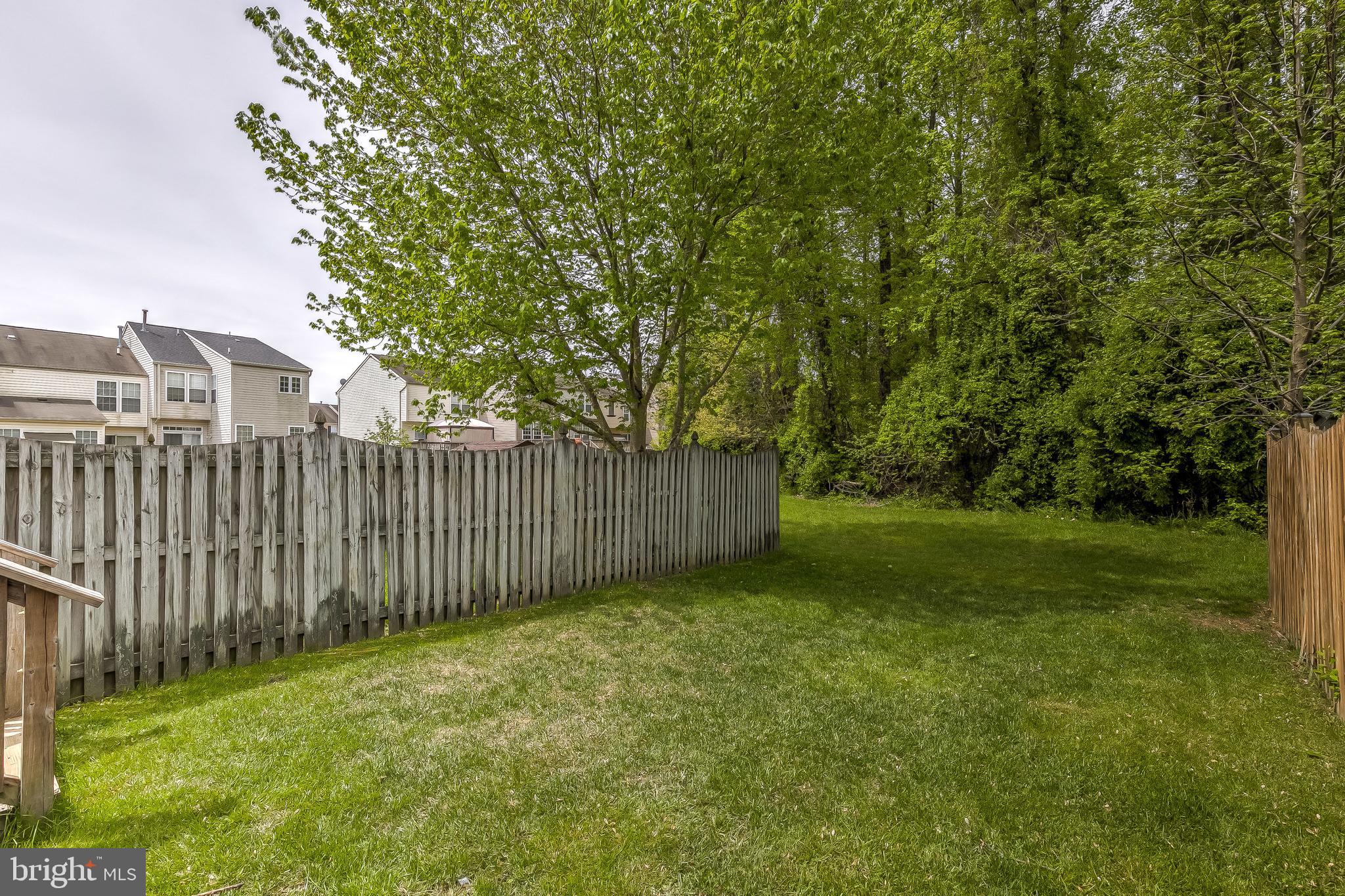 CONSTANT FRIENDSHIP - Residential