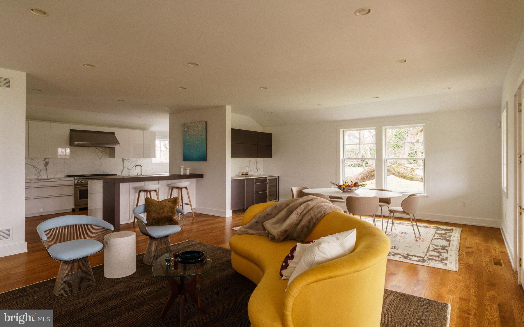 CHESTNUT HILL - Residential