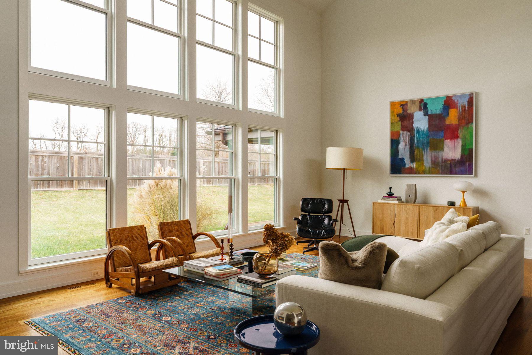 CHESTNUT HILL - Residential