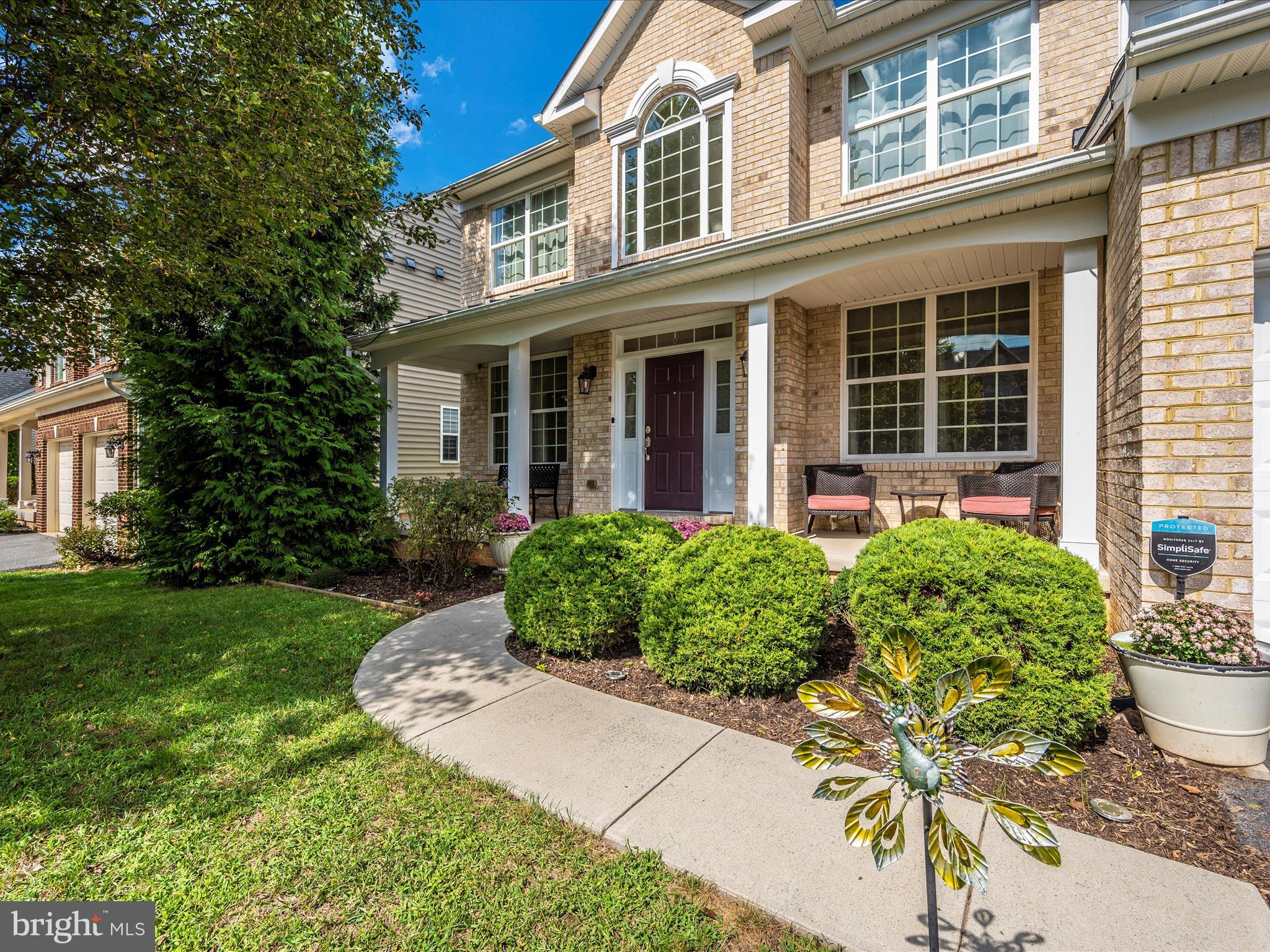 CLOVER RIDGE - Residential