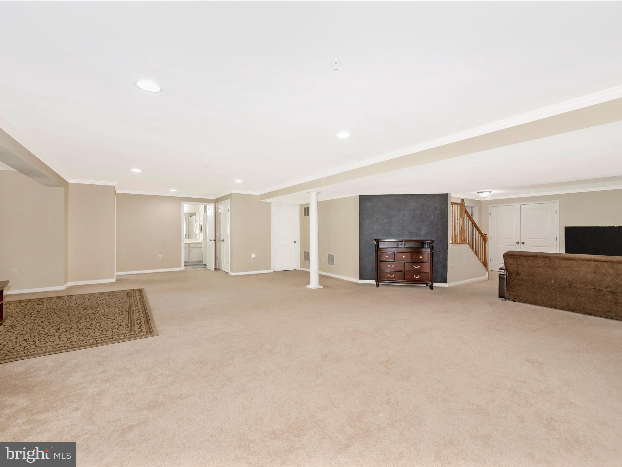 CLOVER RIDGE - Residential