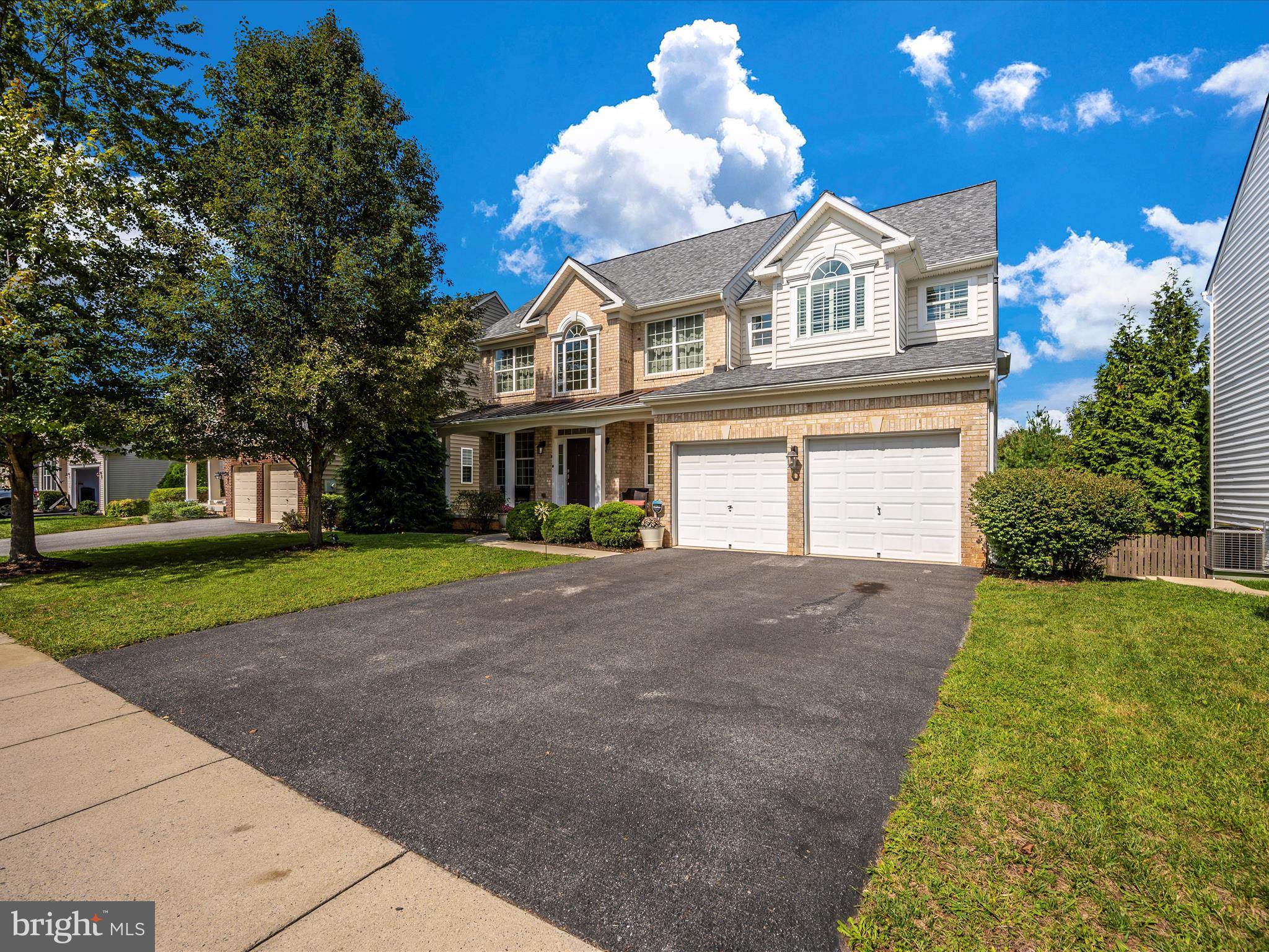 CLOVER RIDGE - Residential