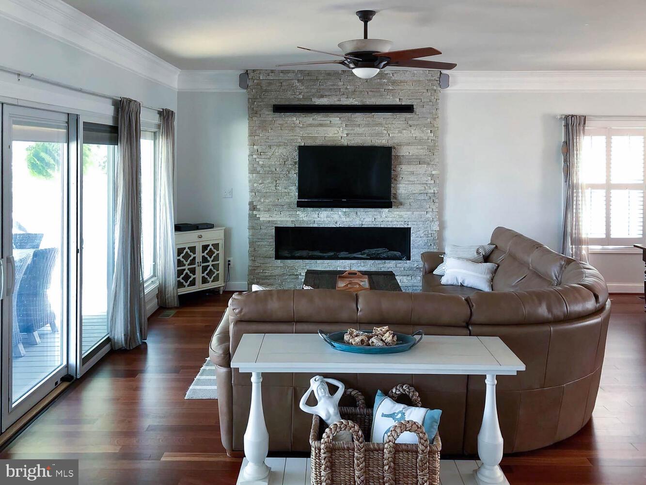 BACK BAY BEACH - Residential