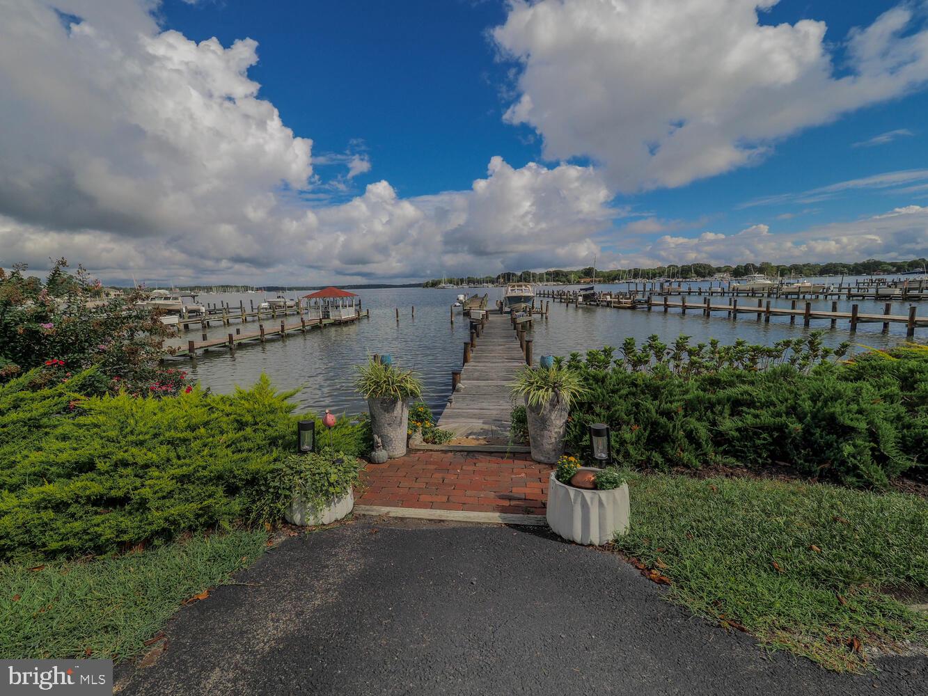BACK BAY BEACH - Residential