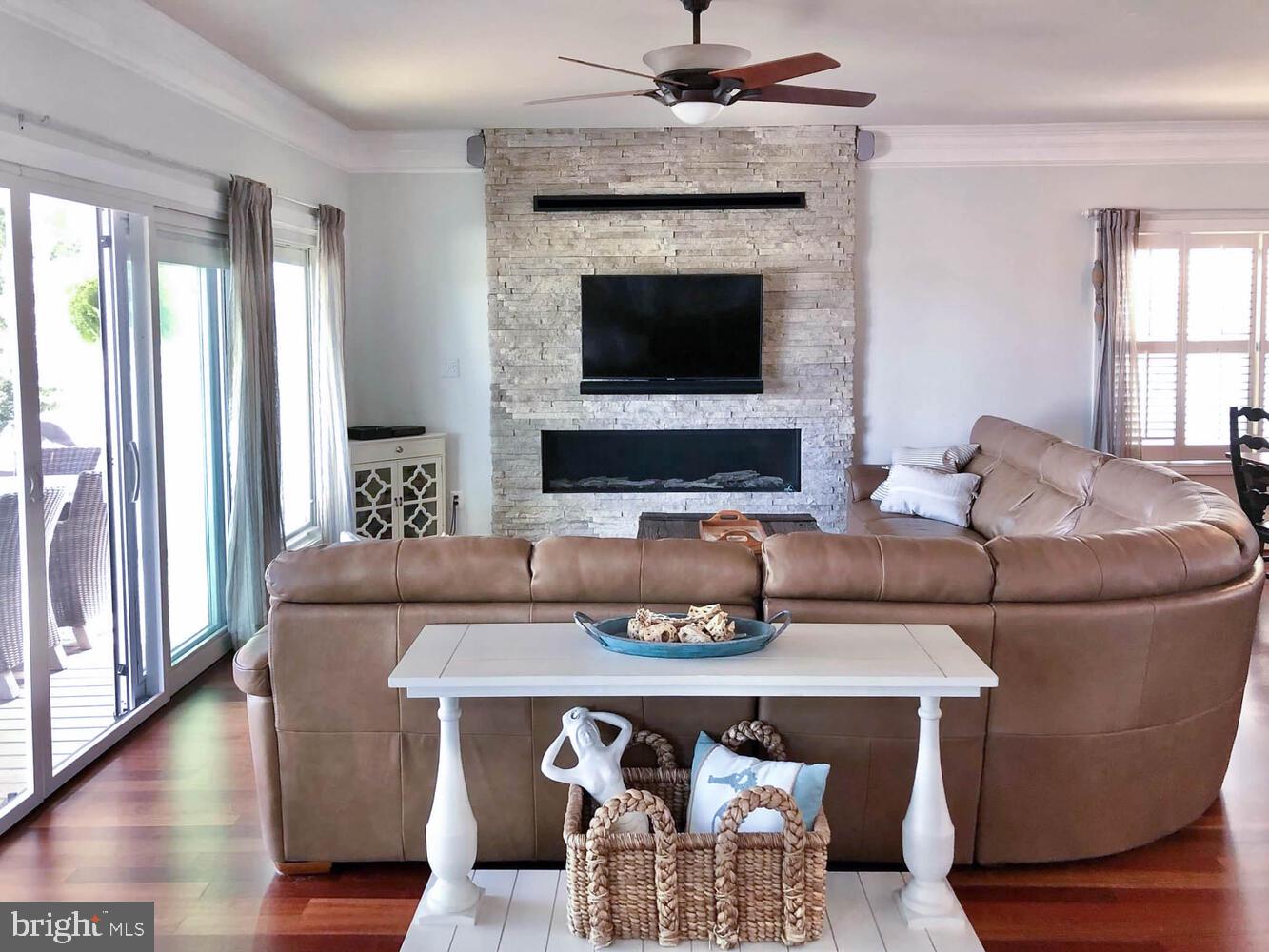 BACK BAY BEACH - Residential