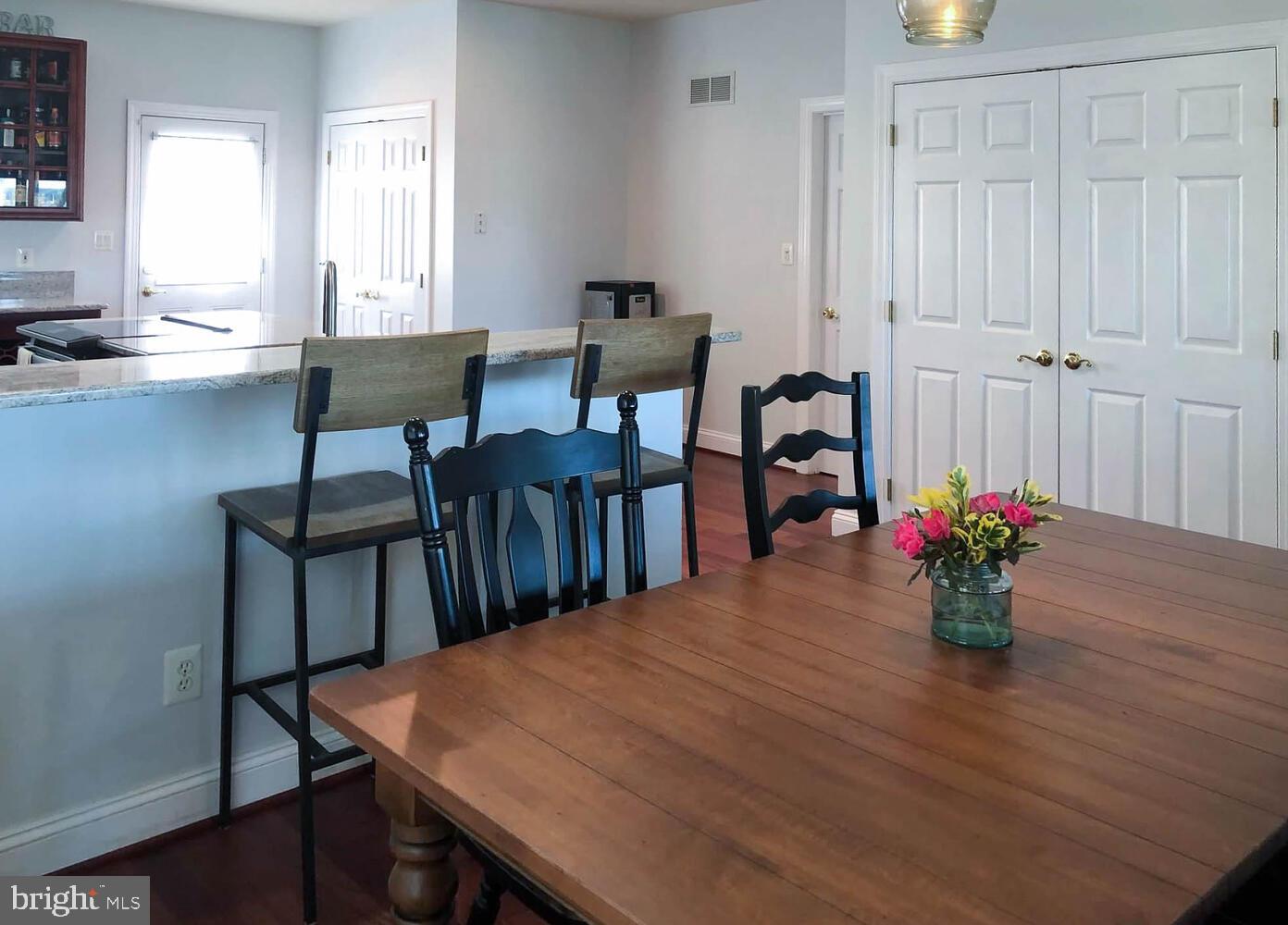 BACK BAY BEACH - Residential