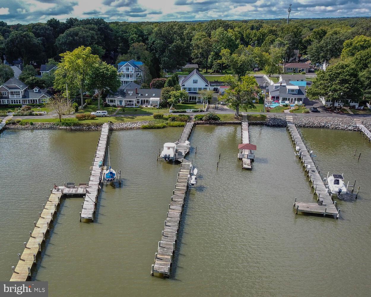 BACK BAY BEACH - Residential