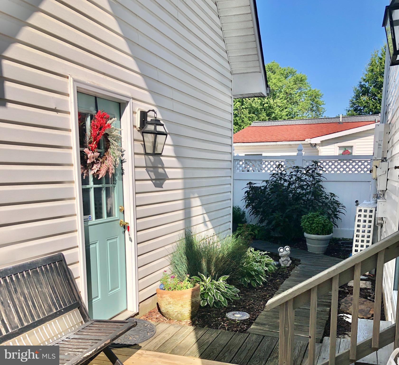 BACK BAY BEACH - Residential