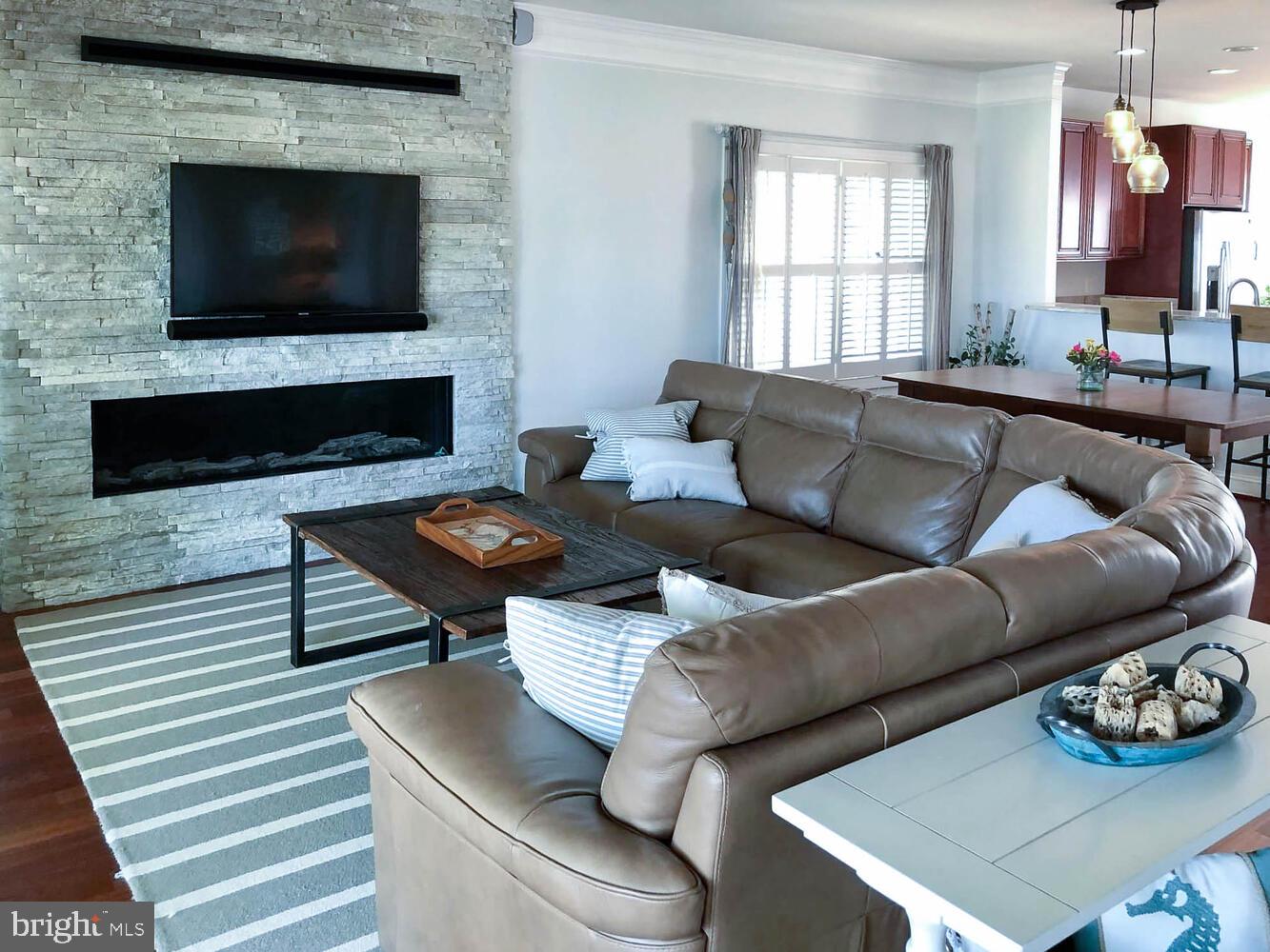 BACK BAY BEACH - Residential