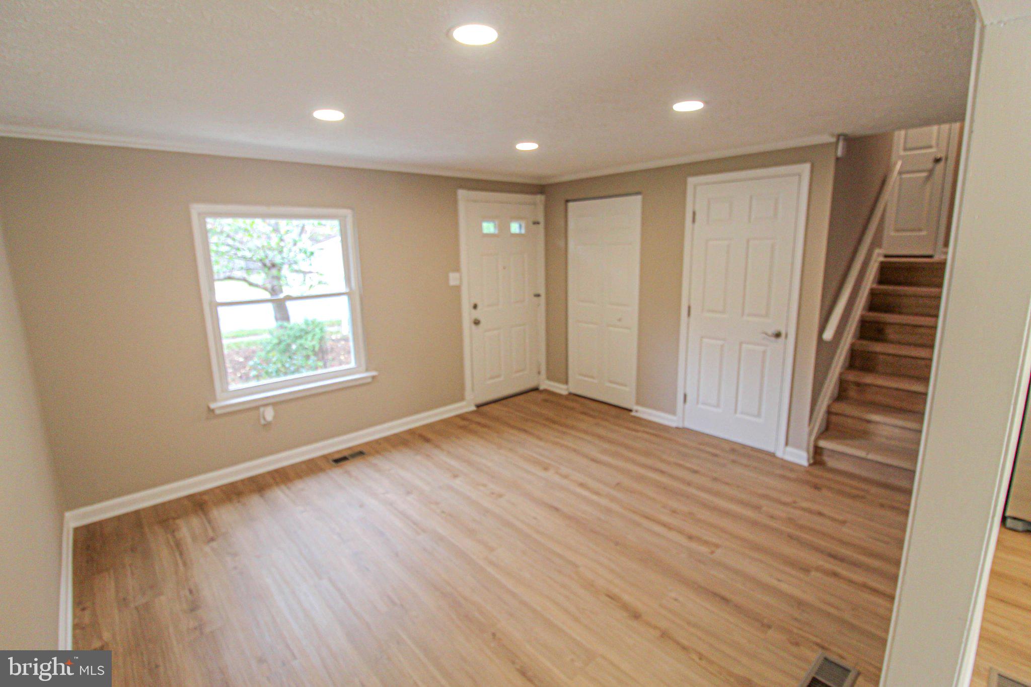 1036 DARTMOUTH ROAD