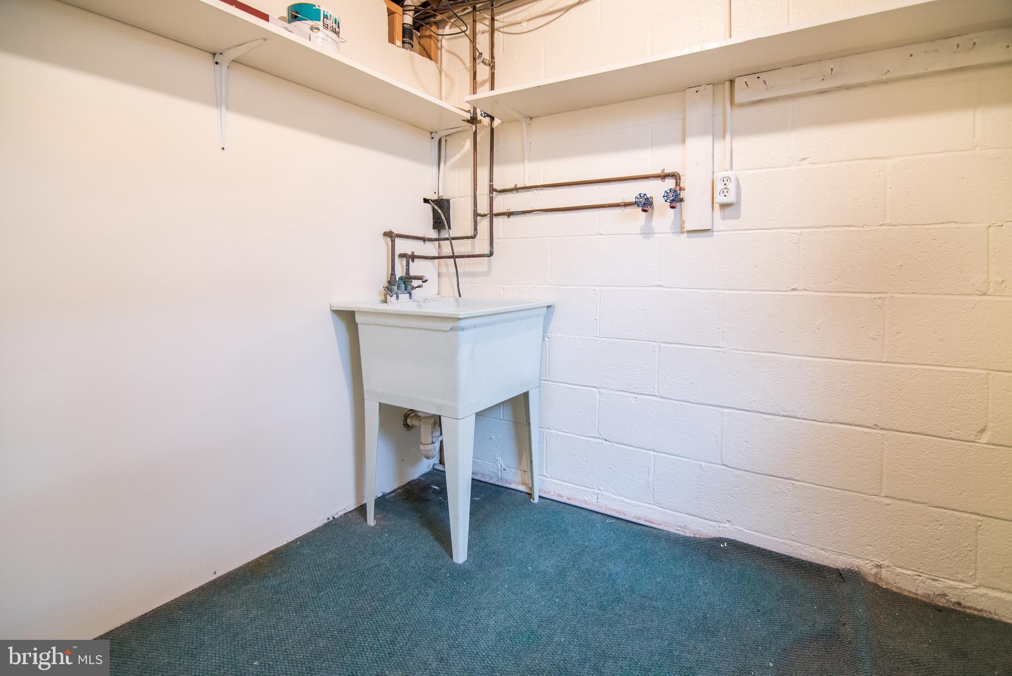 BEECHFIELD - Residential Lease