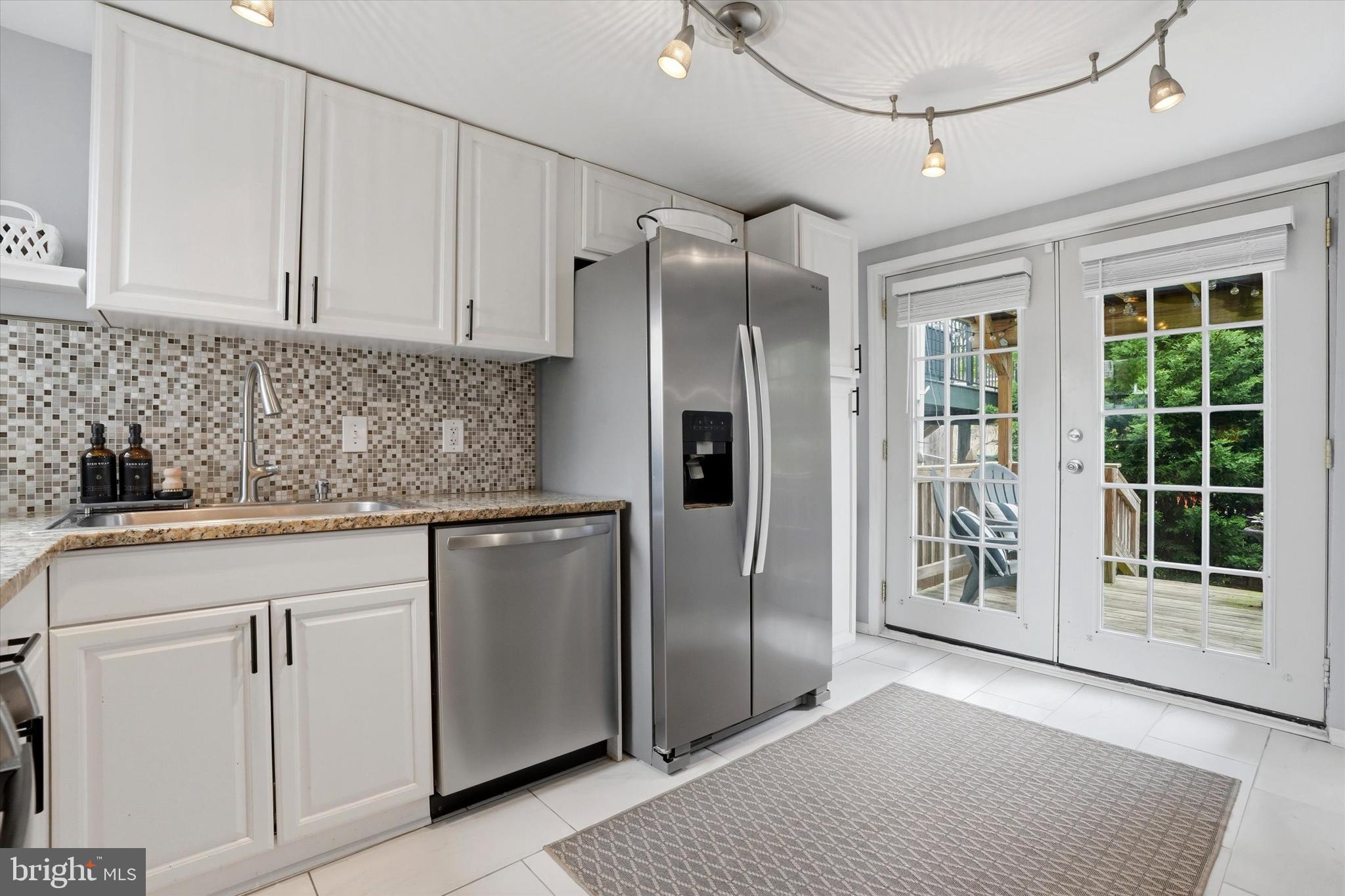 NOB HILL - Residential
