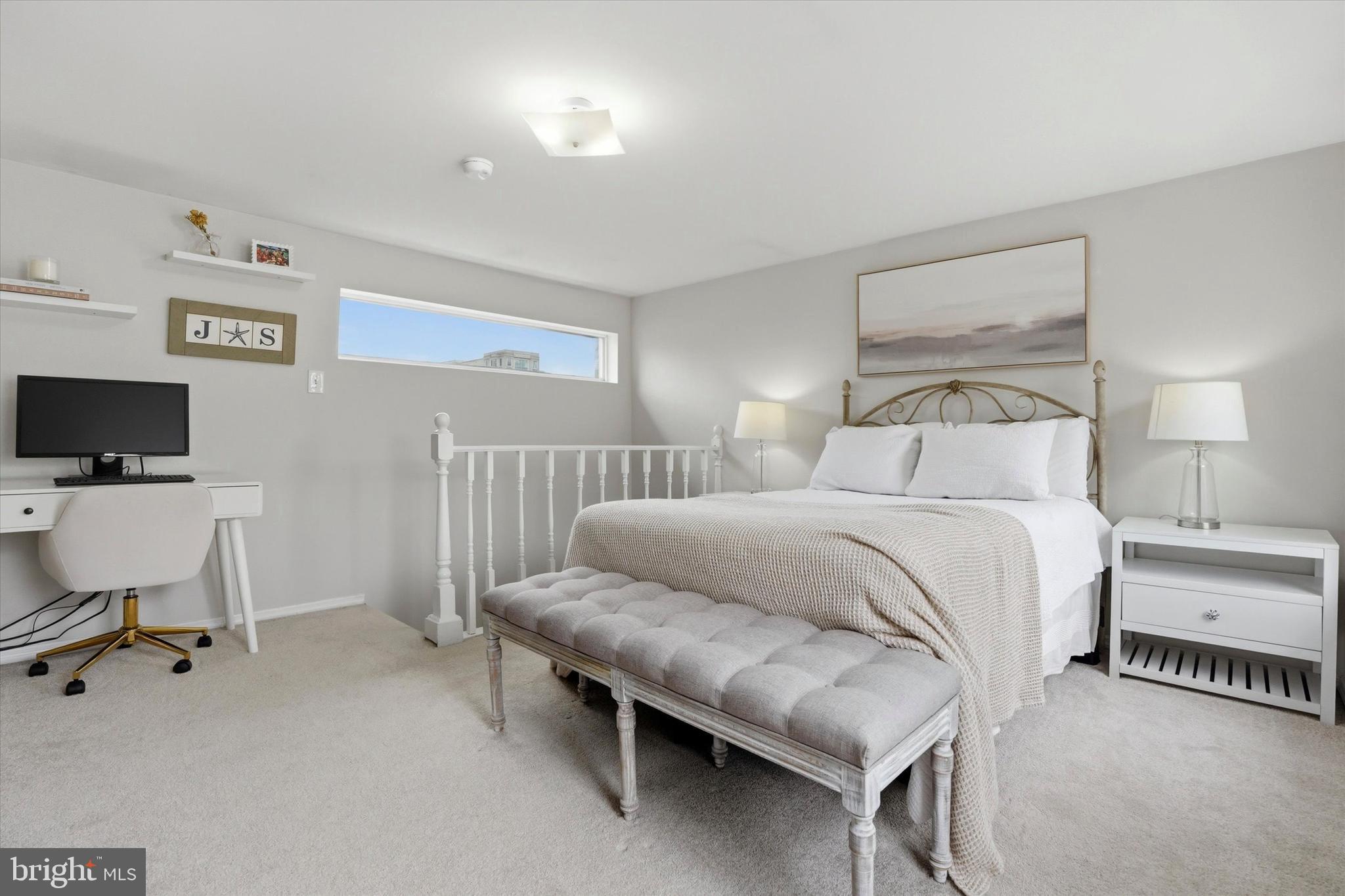 NOB HILL - Residential